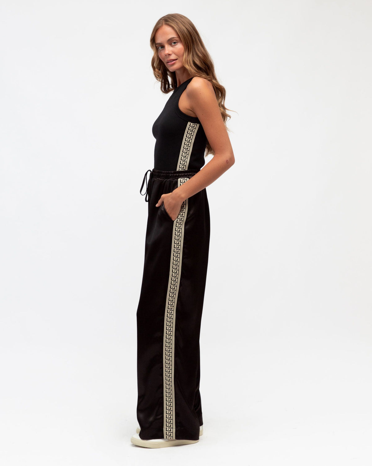 EBBY & I / ATHENA PANTS BLACK / VV11560