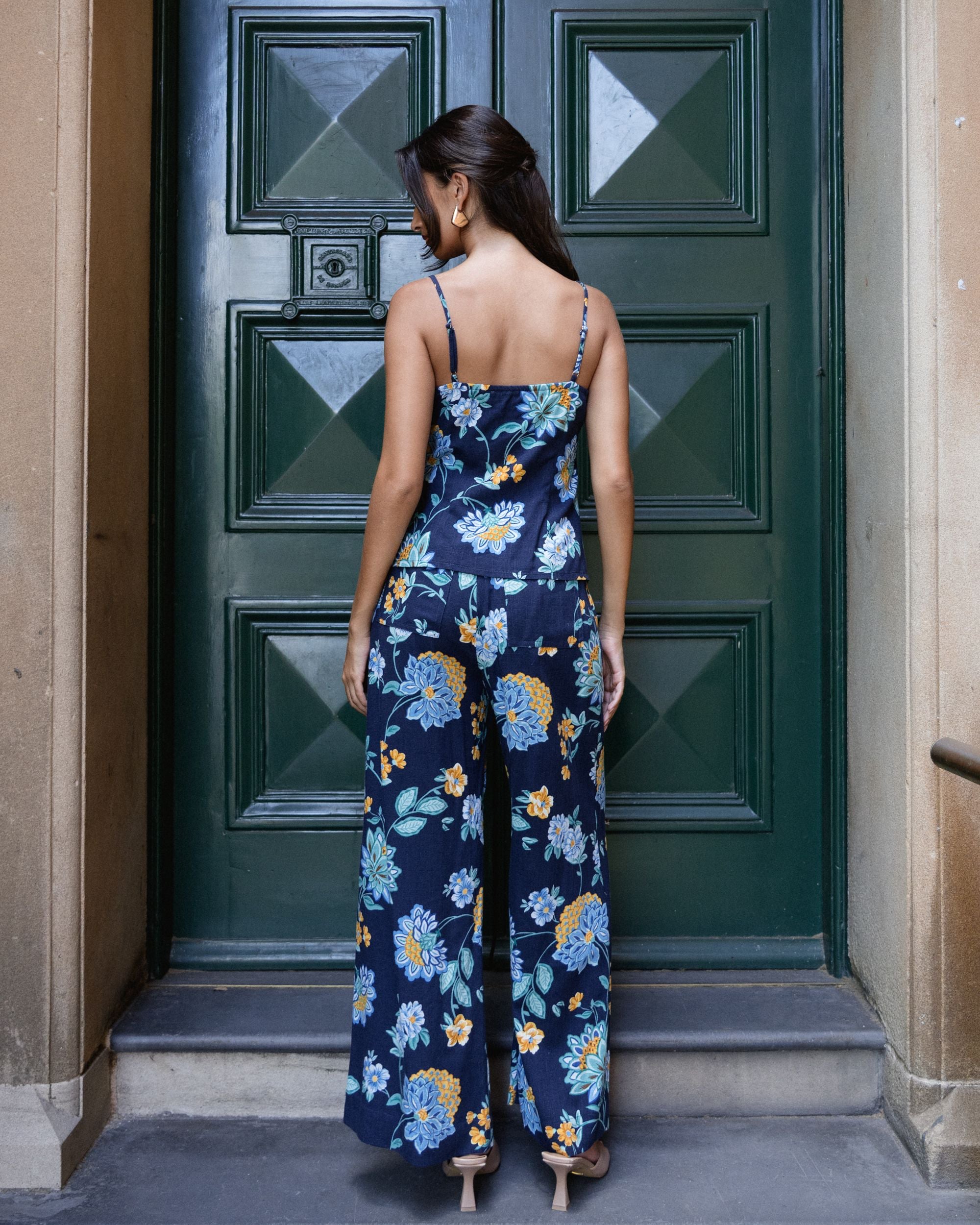 WHITE CLOSET / ARABELLA PANTS / TFE7581-81