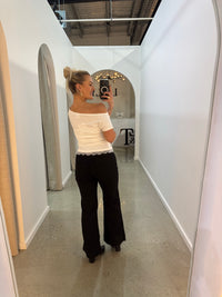 BY FRANKIE / WHITE OFF SHOULDER TEE / 202606