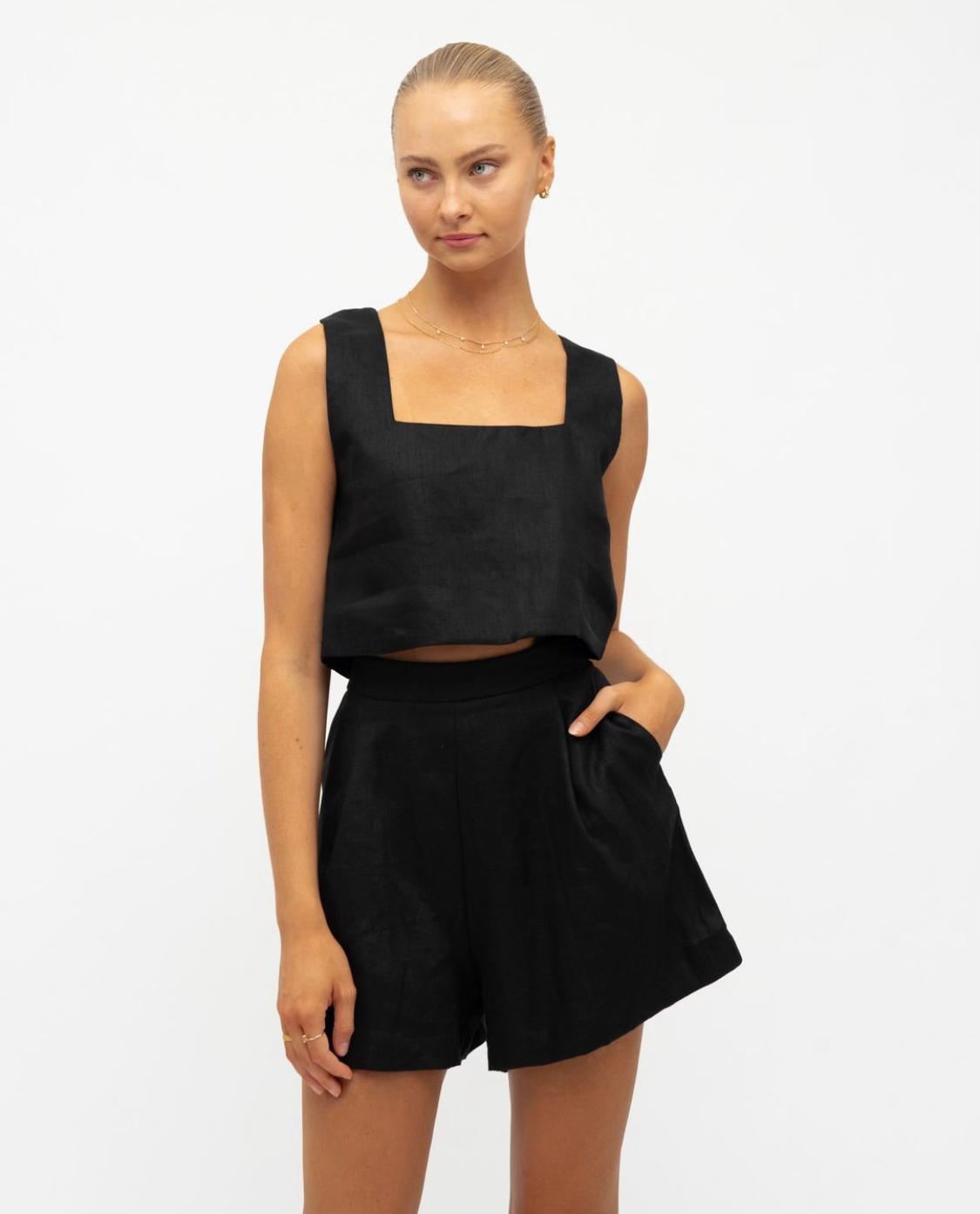 WHITE CLOSET / FLIP SHORTS / BLACK / TFL7990-30