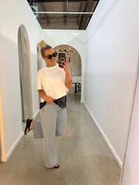 BY FRANKIE / WHITE ASSYM BLACK LACE TRIM TEE / 202602