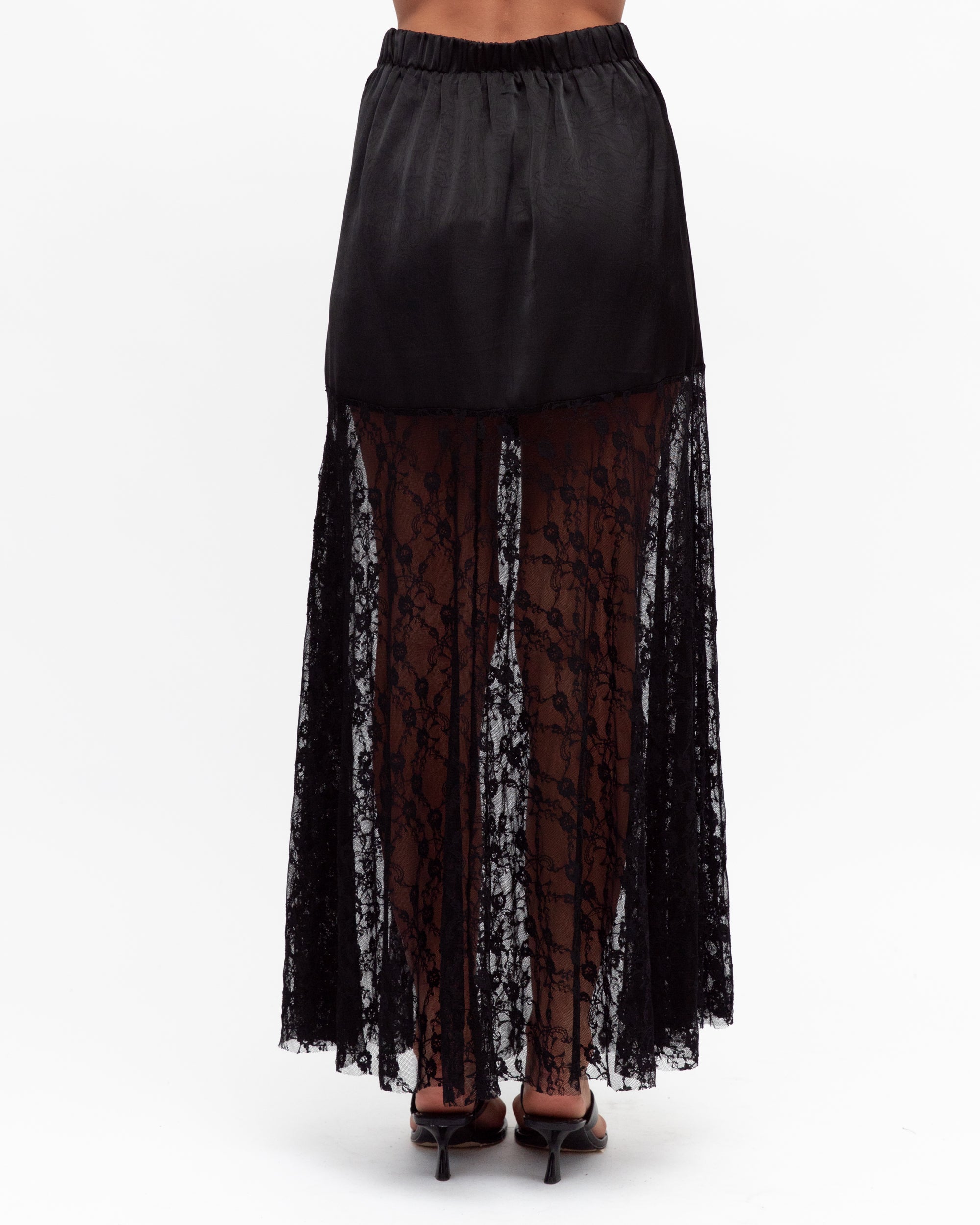 EBBY & I / FADE TO LACE / SKIRT / BLACK