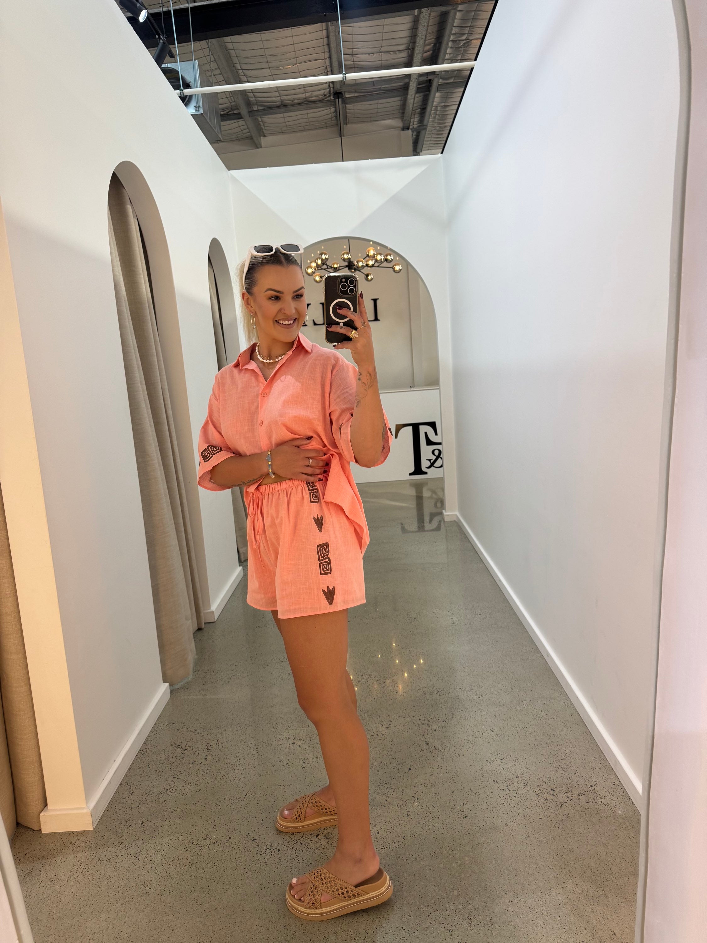 BY FRANKIE / PEACH SHIRT / 859-3