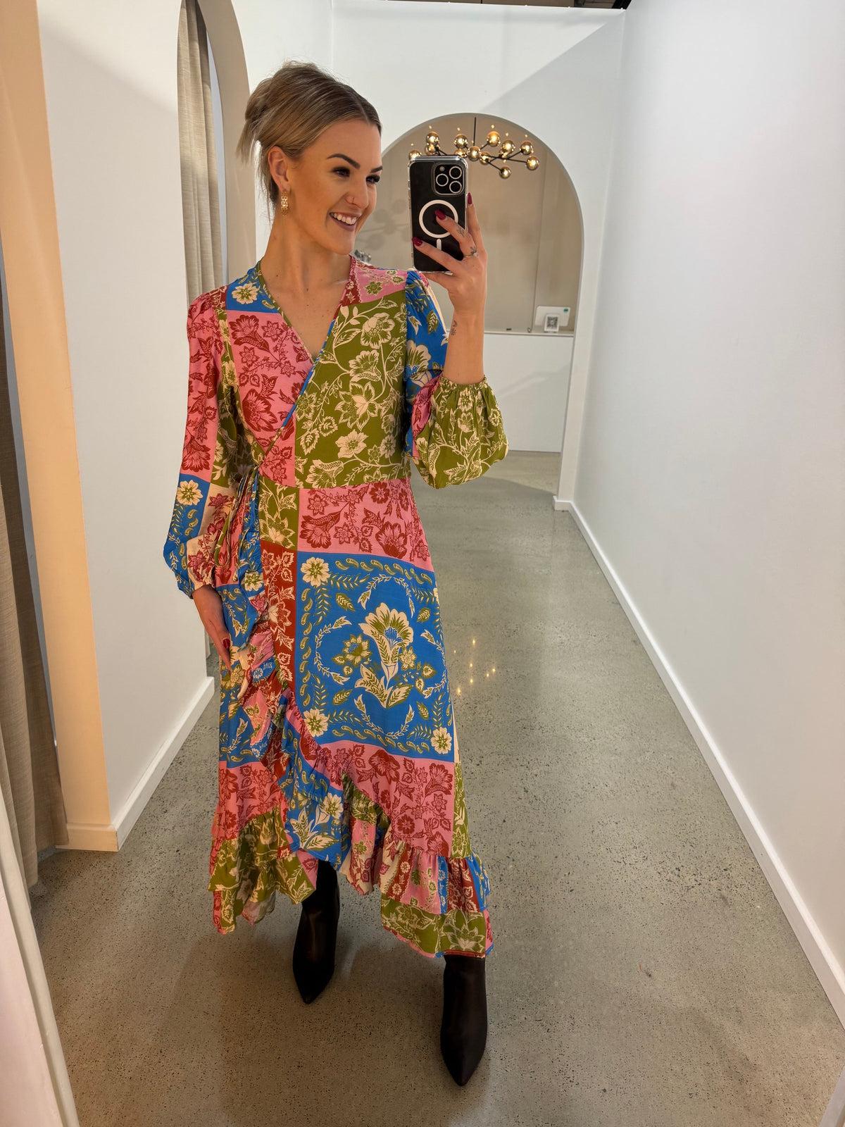 LABEL OF LOVE / WANDERLUST WRAP DRESS / LOLE70493