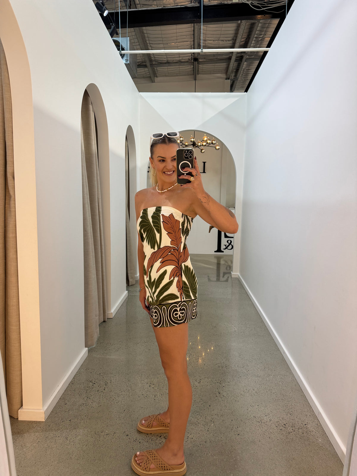 BY FRANKIE / GREEN PALM SHORTS / 503-6