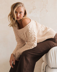 WHITE CLOSET / ELSA OFF SHOULDER KNIT / TF11624