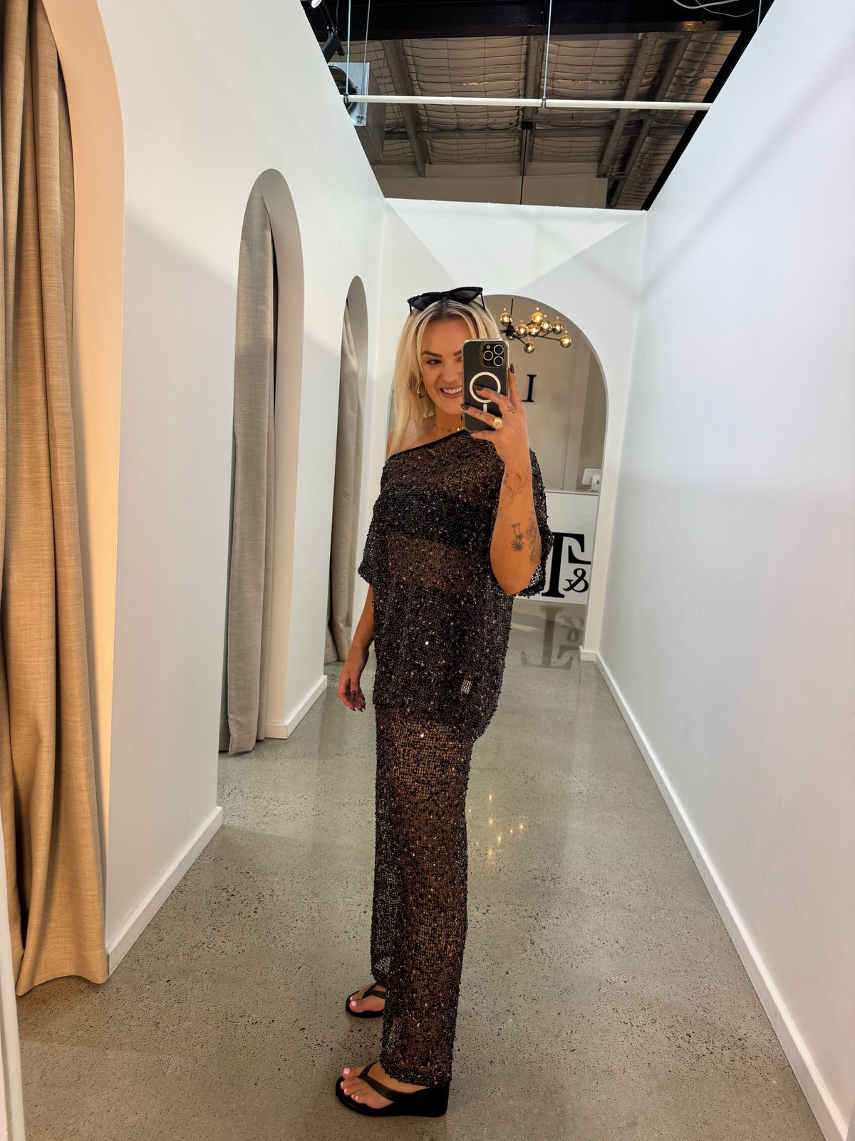 BY FRANKIE / BLACK OFF SHOULDER OVERSIZED SEQUIN TOP / 836-3