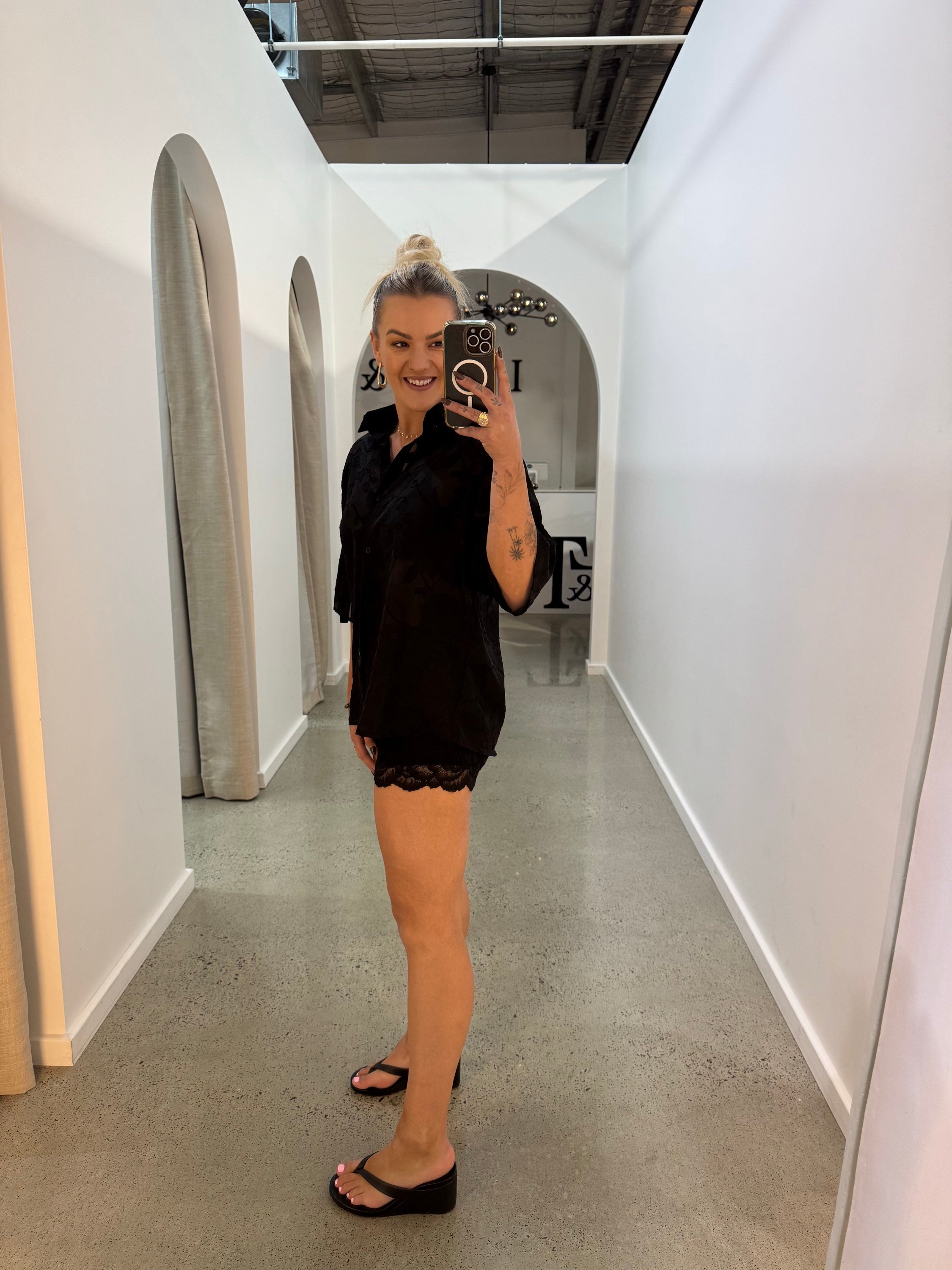 BY FRANKIE / BLACK LACE SHIRT / 579-1
