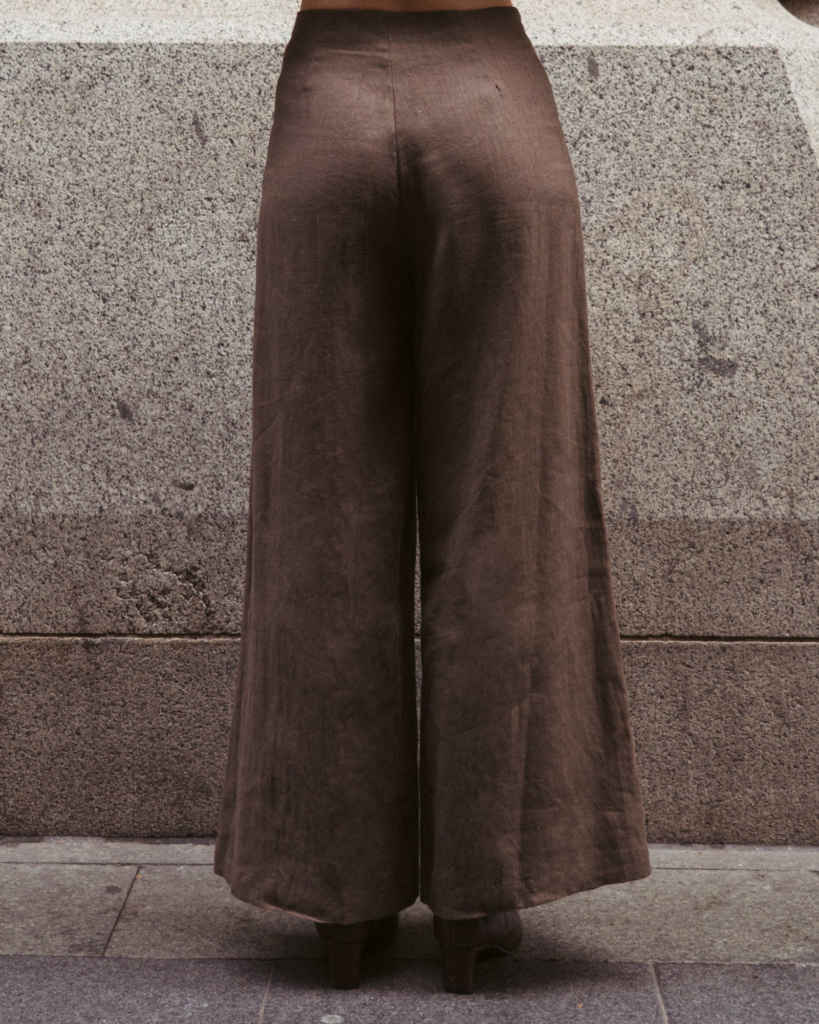 WHITE CLOSET / CAMILLIA PANTS / CHOCOLATE/ TFL10445