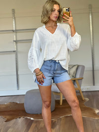 WHITE CLOSET / LAZER CUT ANNABEL TOP / TF11537
