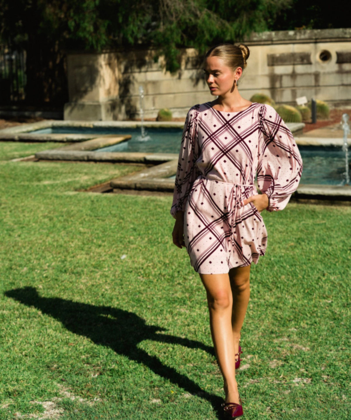 WHITE CLOSET / AMBROSE MINI DRESS / TFE10836