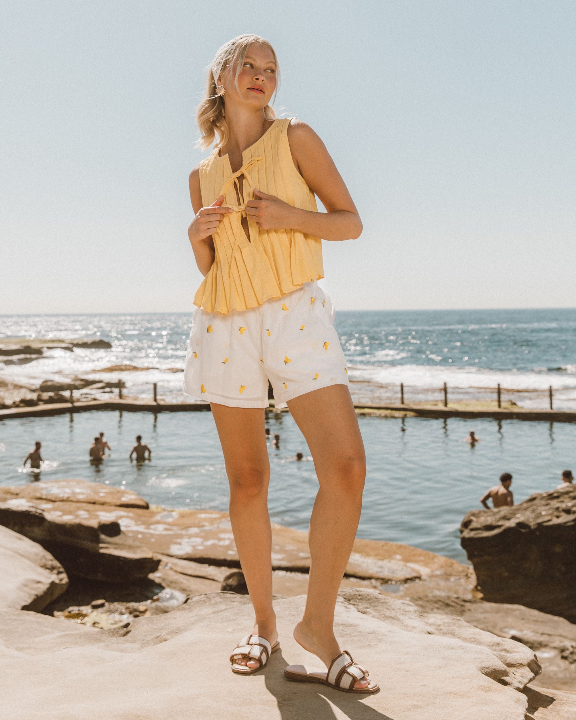 PAPER HEART / PLEAT TO PERFECTION TOP / BUTTER / PH11919