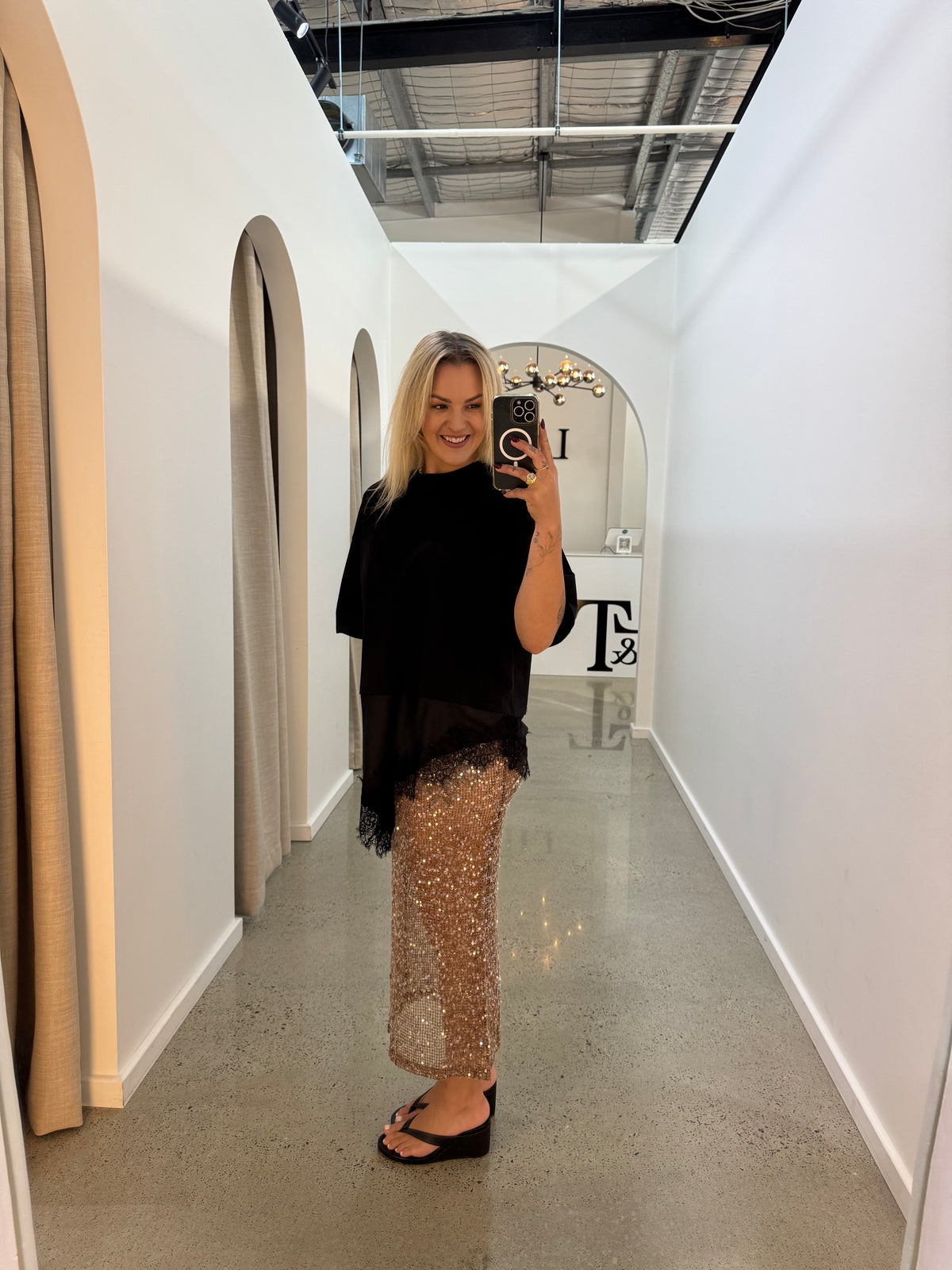 BY FRANKIE / SEQUINS KNIT SKIRT / CHOCOLATE / 163