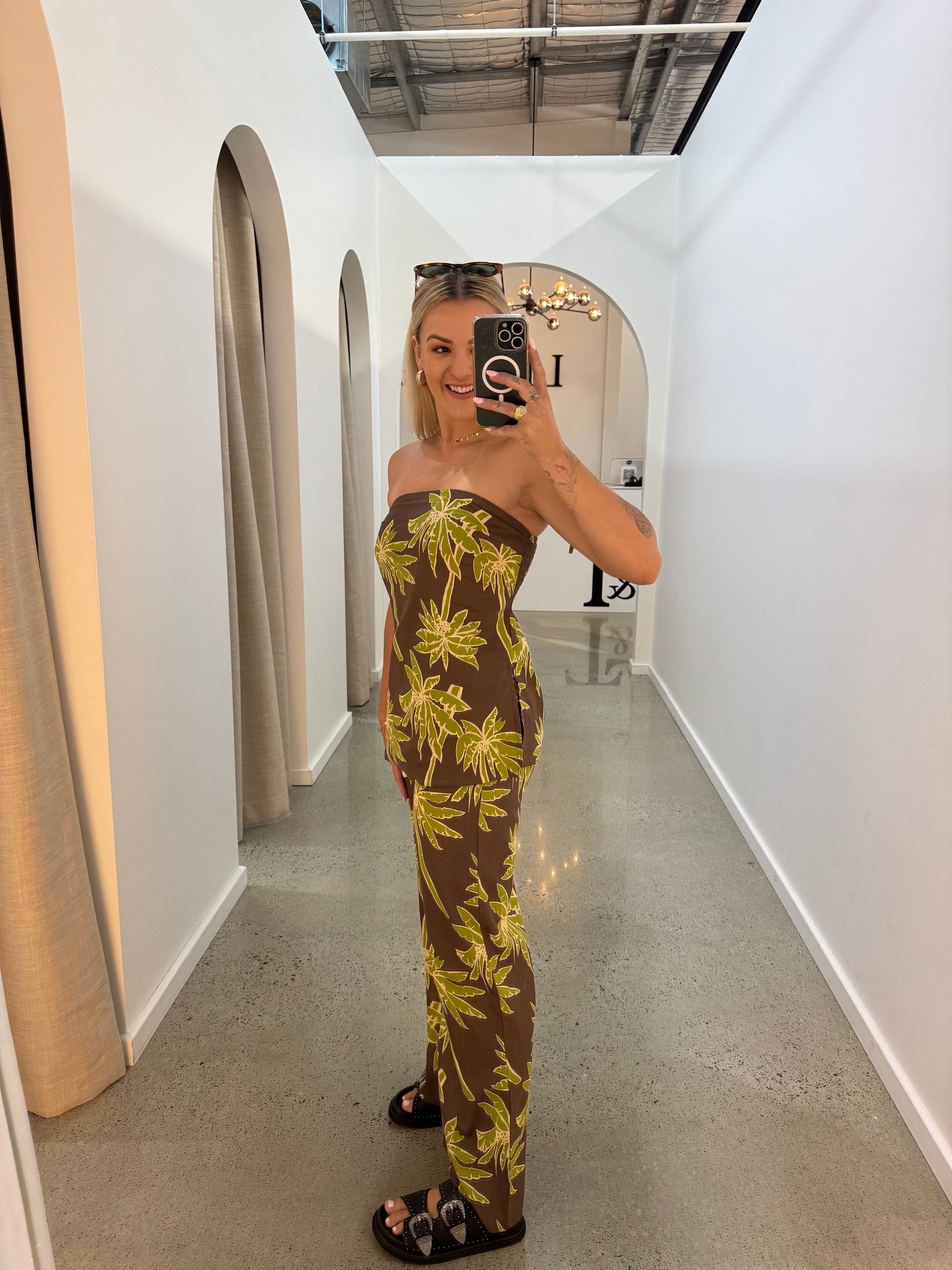 BY FRANKIE / CHOC - GREEN PALMA PANT / 521-20