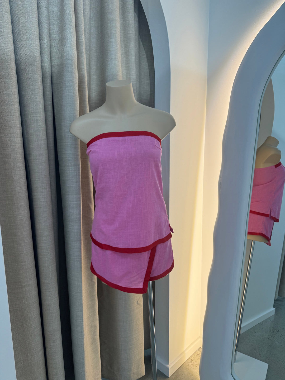 BY FRANKIE / STRAPLESS TOP