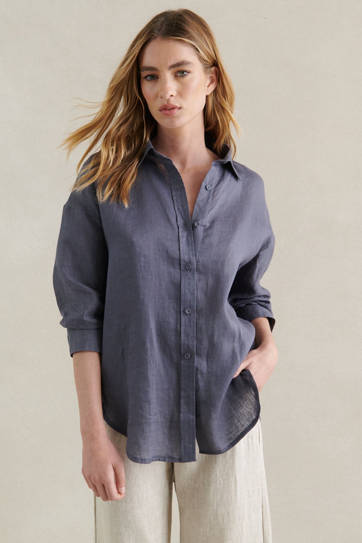 LITTLE LIES / BOYFRIEND SHIRT / STEEL / R19121611
