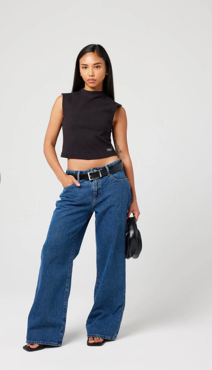 ABRAND / 95 BAGGY PETITE BELLA / MID BLUE / A42J77