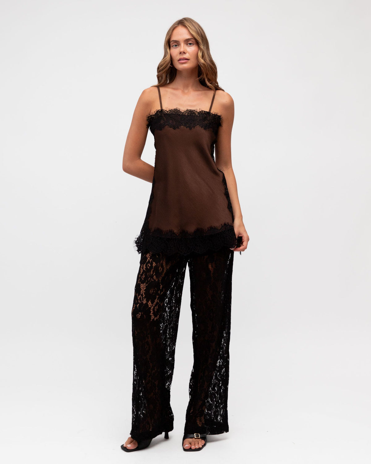 EBBY & I / BLISS LACE CAMI / VV11966