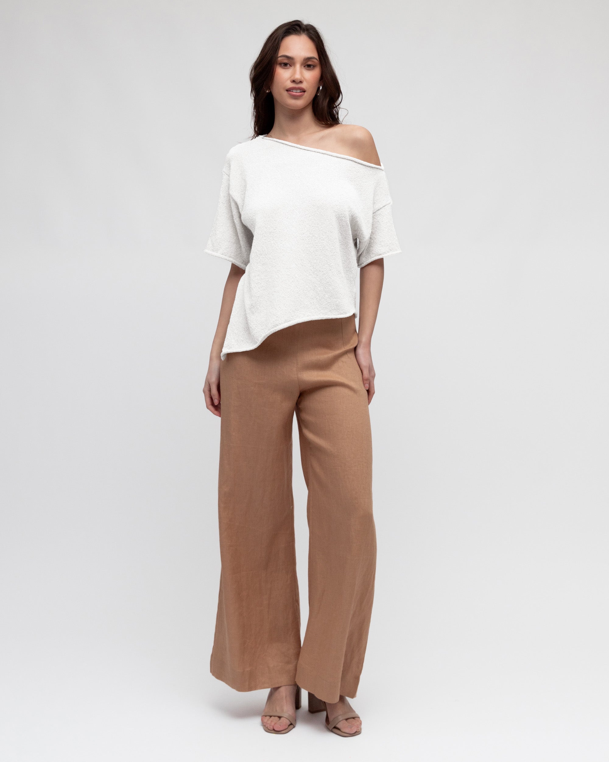 WHITE CLOSET / ASY BOUCLE KNIT TOP / WHITE / TF10964