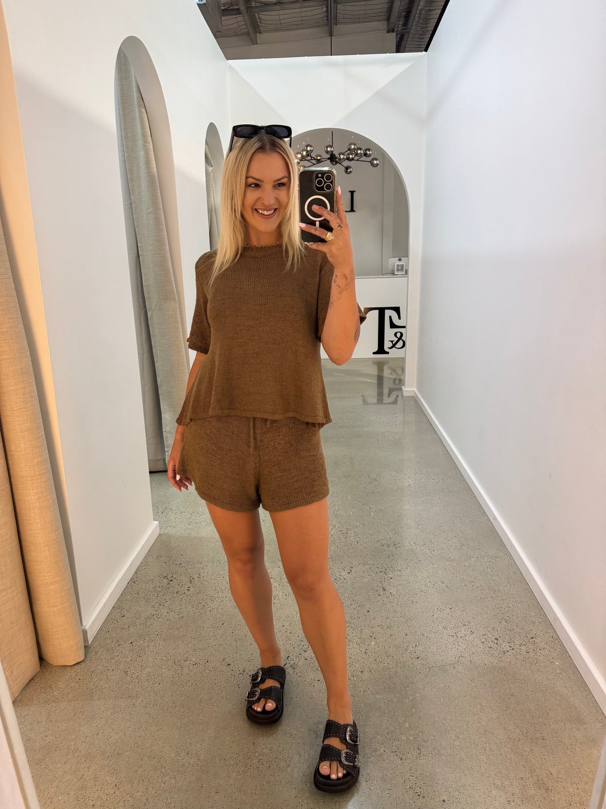 BY FRANKIE / CHOCOLATE KNIT TOP / 2588