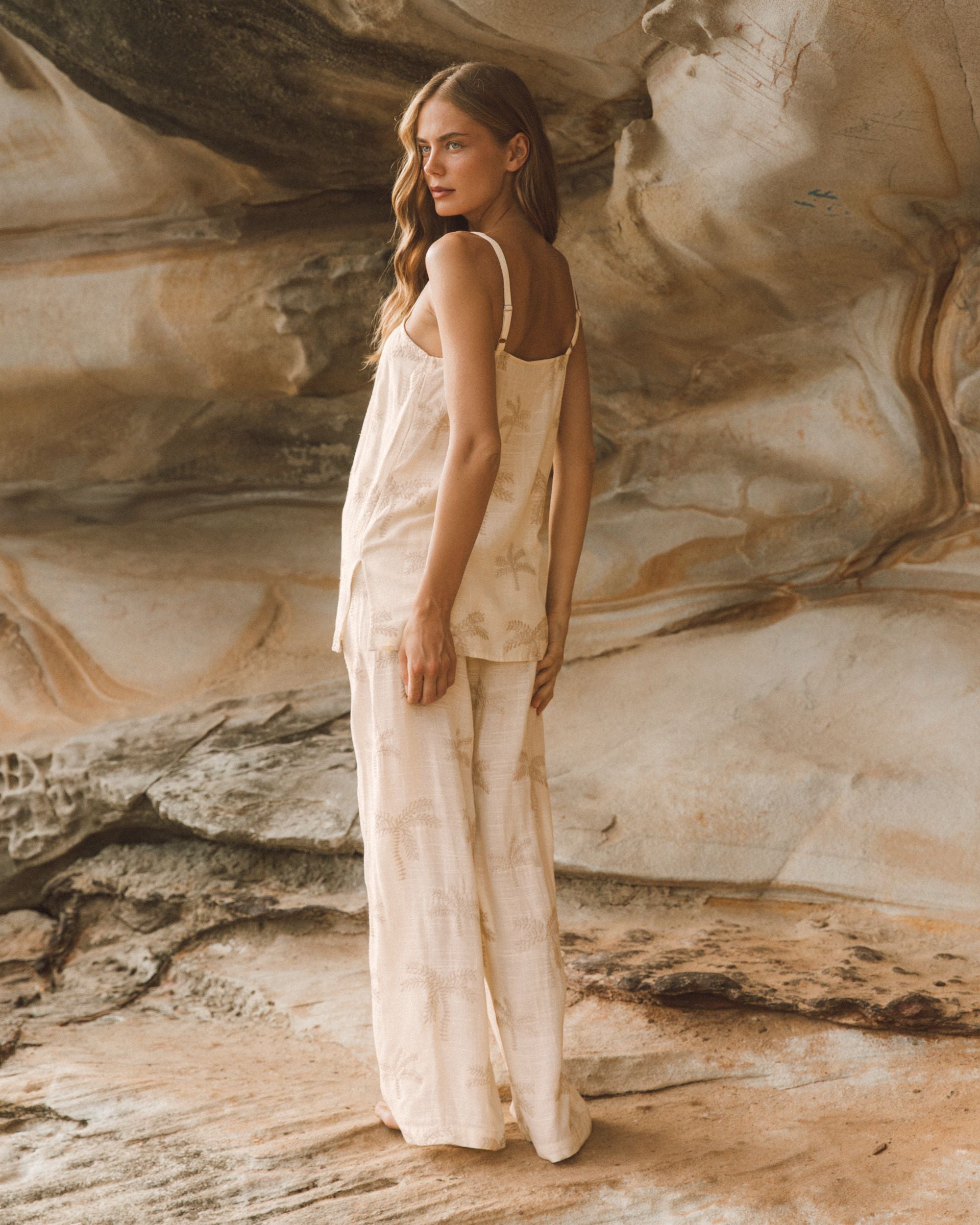 EBBY & I / ARABELLA PANT / VV11760