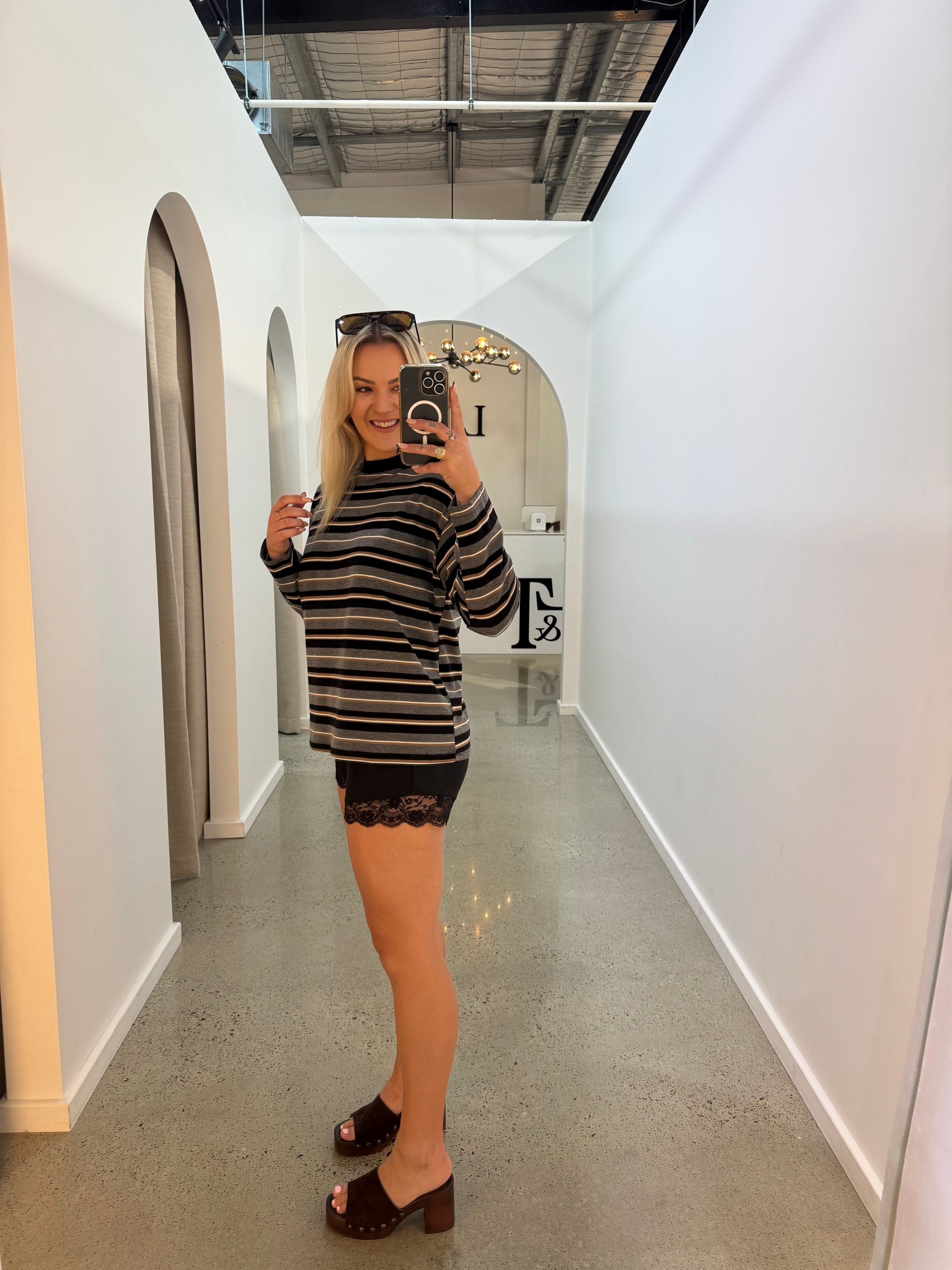 BY FRANKiE / BLACK STRIPED L/S TEE / 971-1