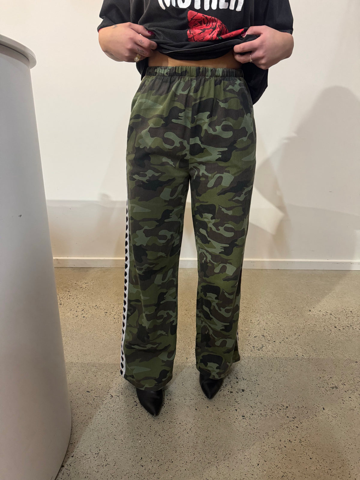 BY FRANKIE / CAMO WITH BLACK HEART / 526-42