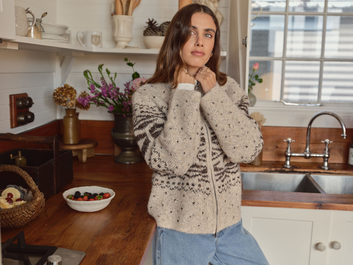ALL ABOUT EVE / ZOE ZIP THRU CARDIGAN / 6477174.OAT