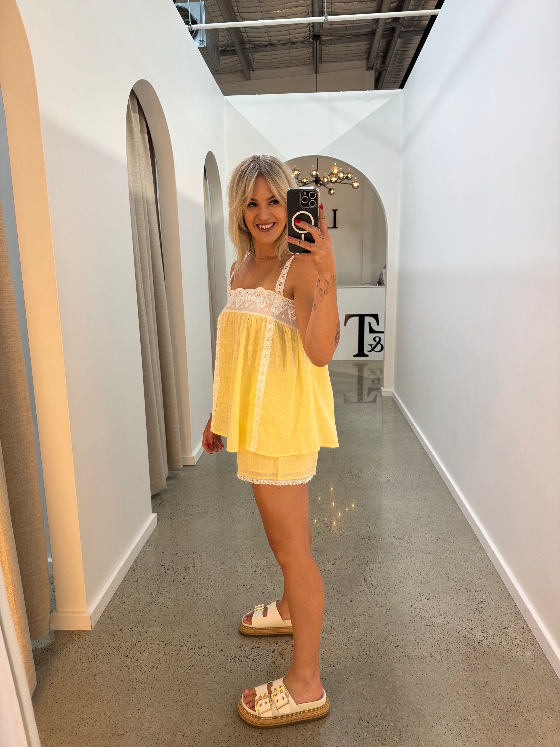 BY FRANKIE / LEMON LACE TOP / 65-1