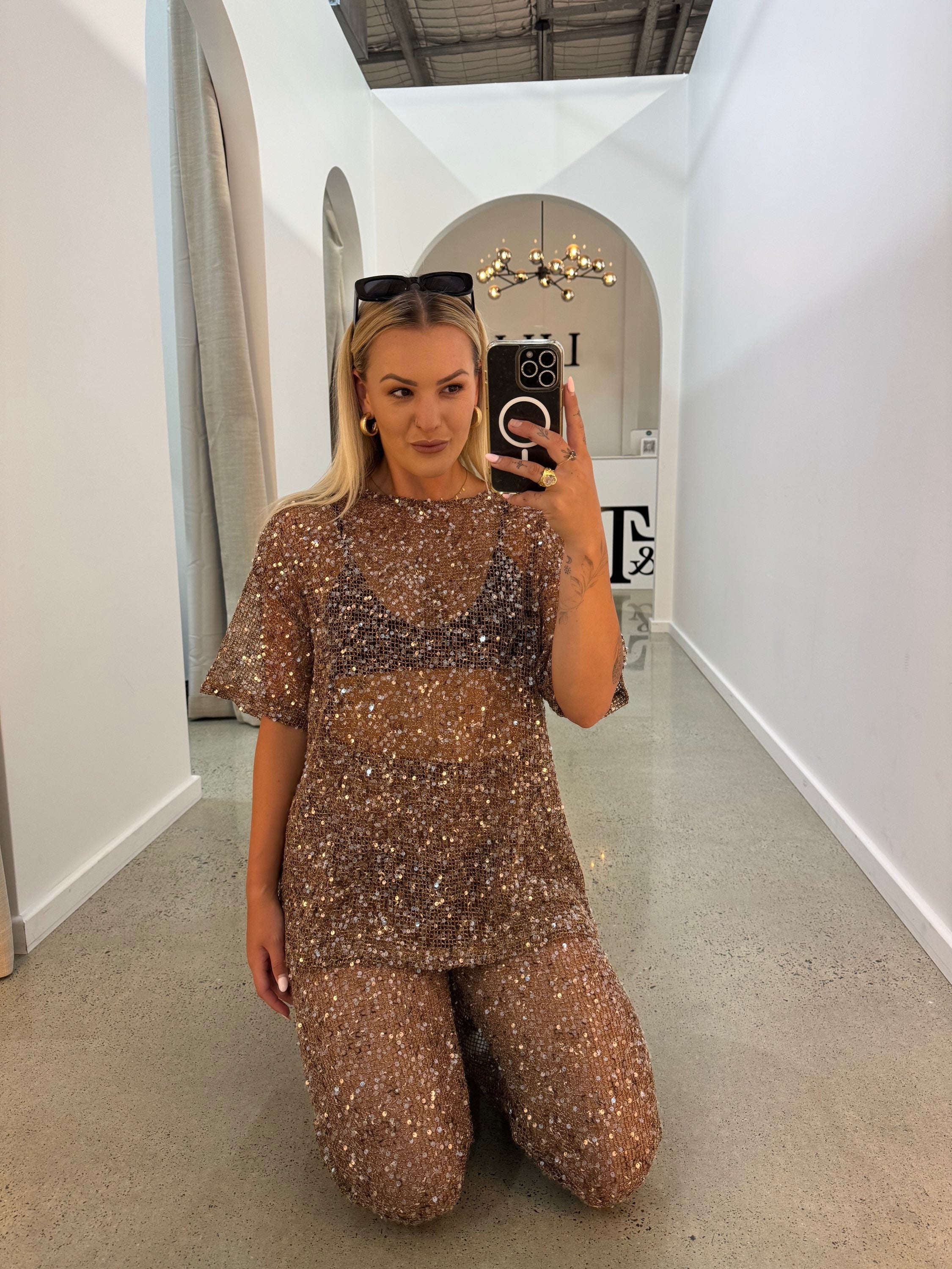 BY FRANKIE / SEQUINS OVERSIZED KNIT TOP / CHOCOLATE / 231