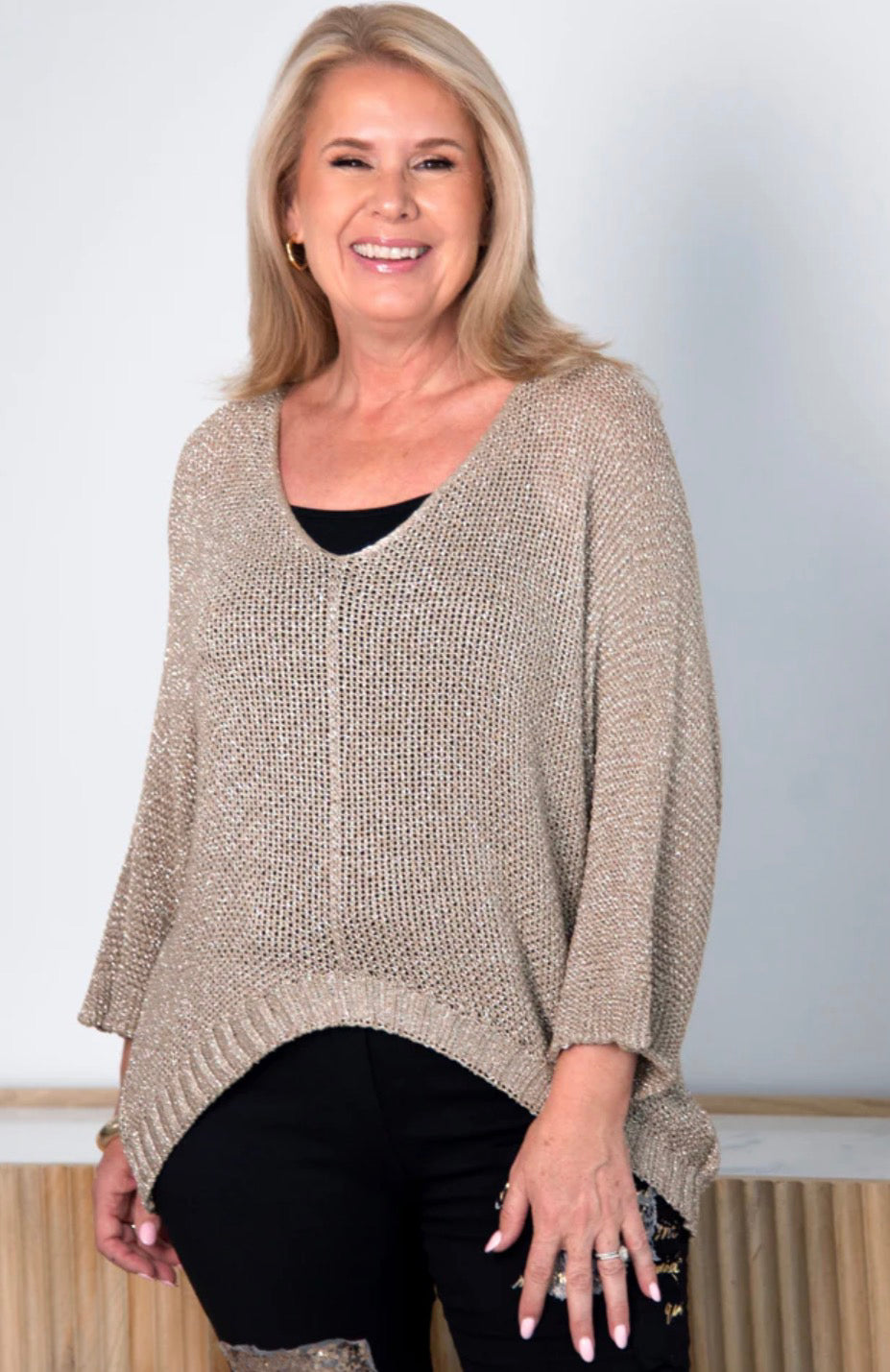 LA SOFIA / SHIMMER KNIT TOP / GOLD