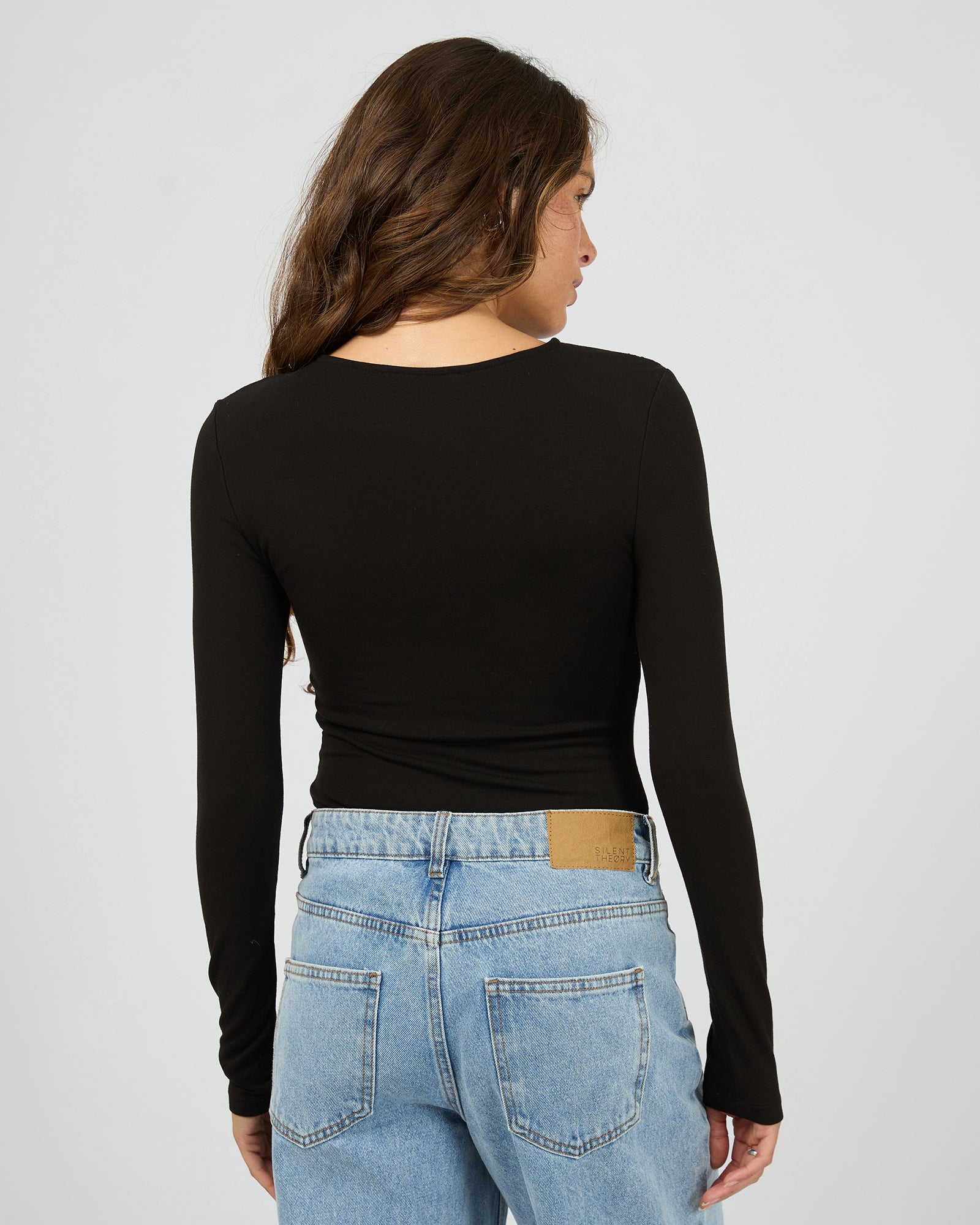SILENT THEORY / ATLAS LS TOP BLACK / 60X5458