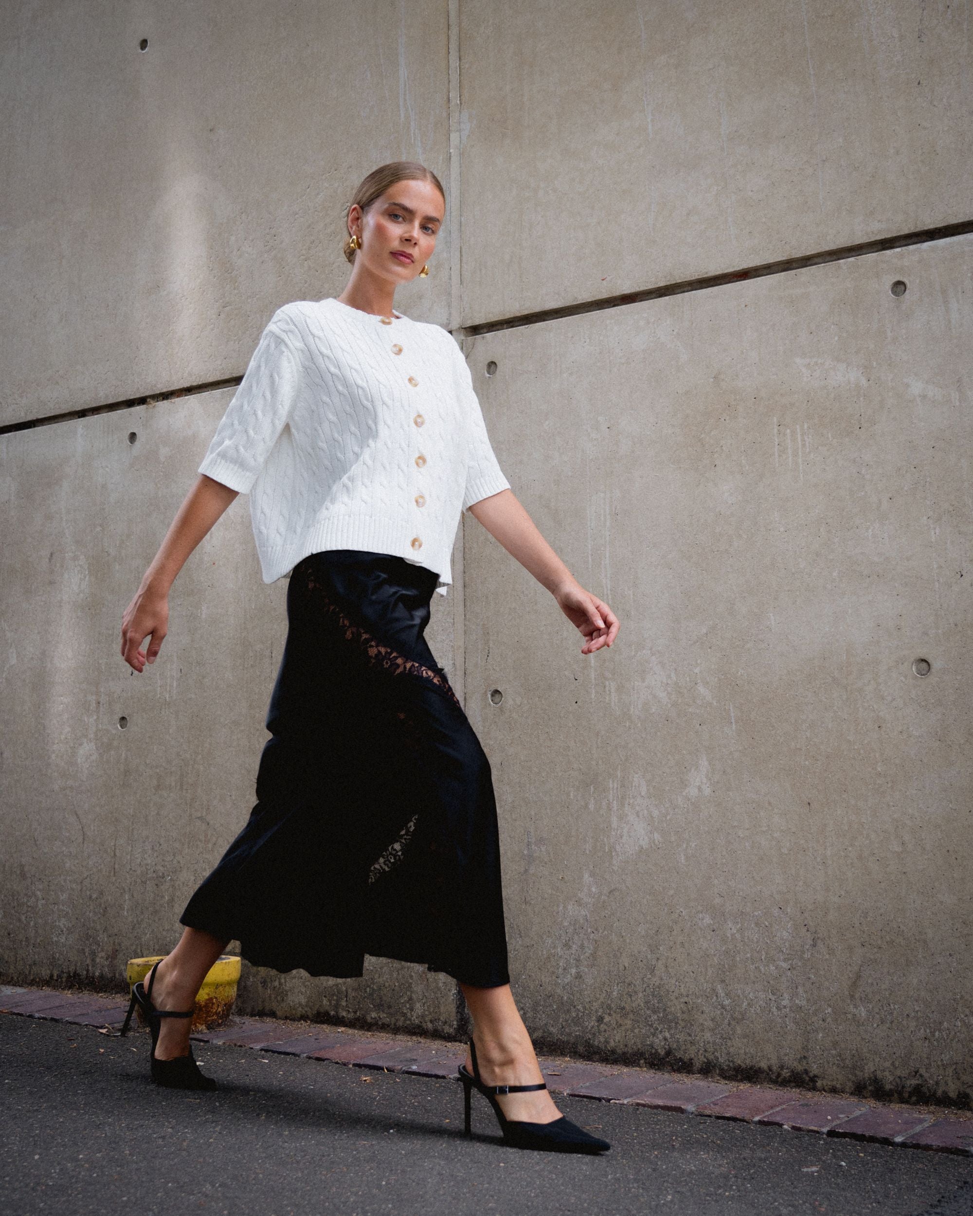 WHITE CLOSET / CYNTHIA LACE SKIRT / TF10229