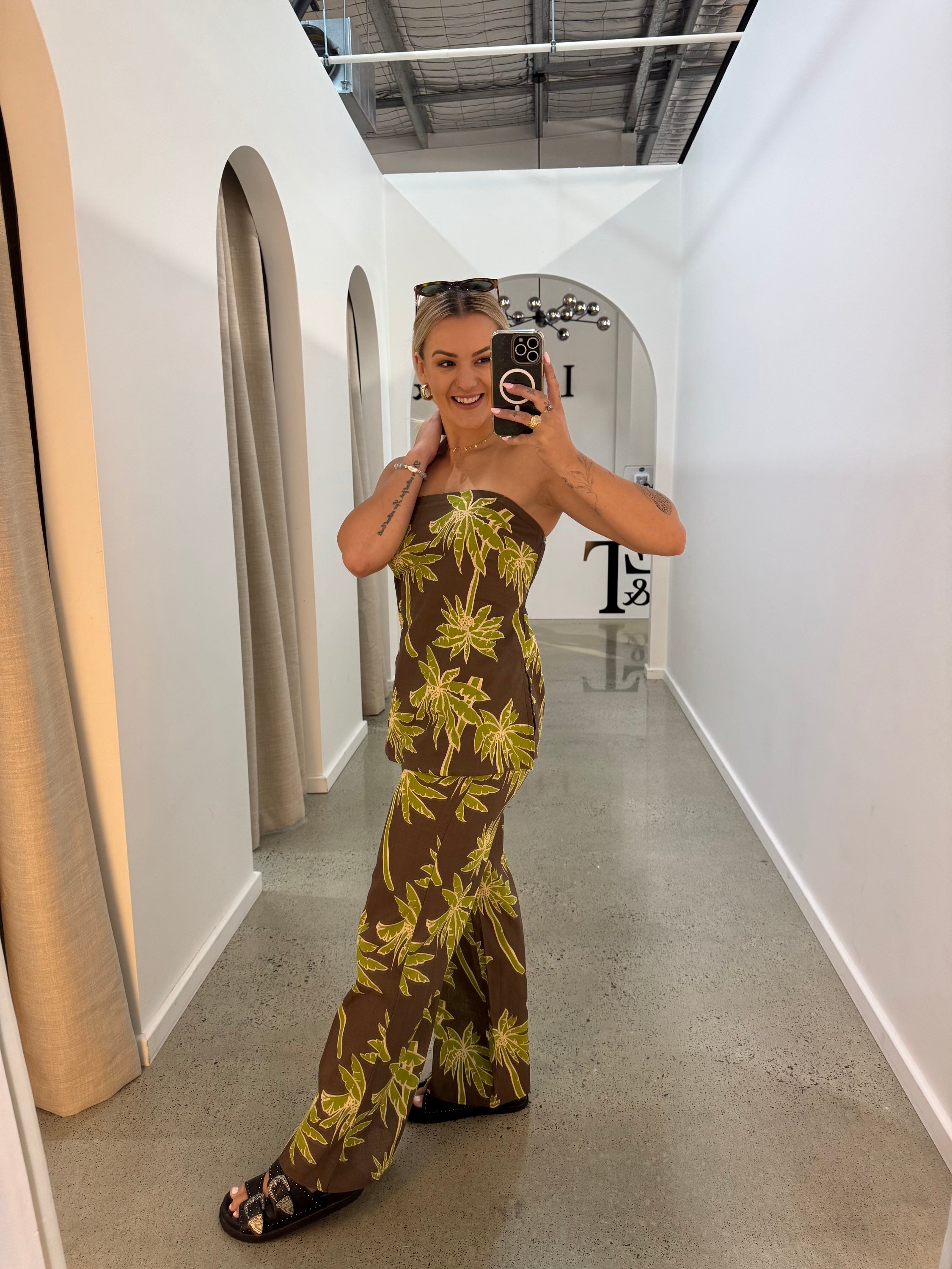 BY FRANKIE / CHOC - GREEN PALMA STRAPLESS TOP   / 521-20