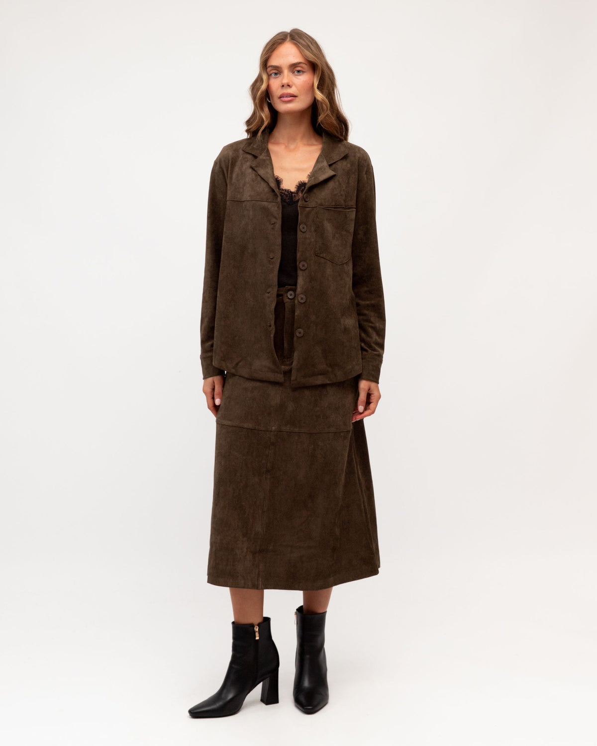 EBBY & I / SKIES SUEDE SKIRT / VV12069