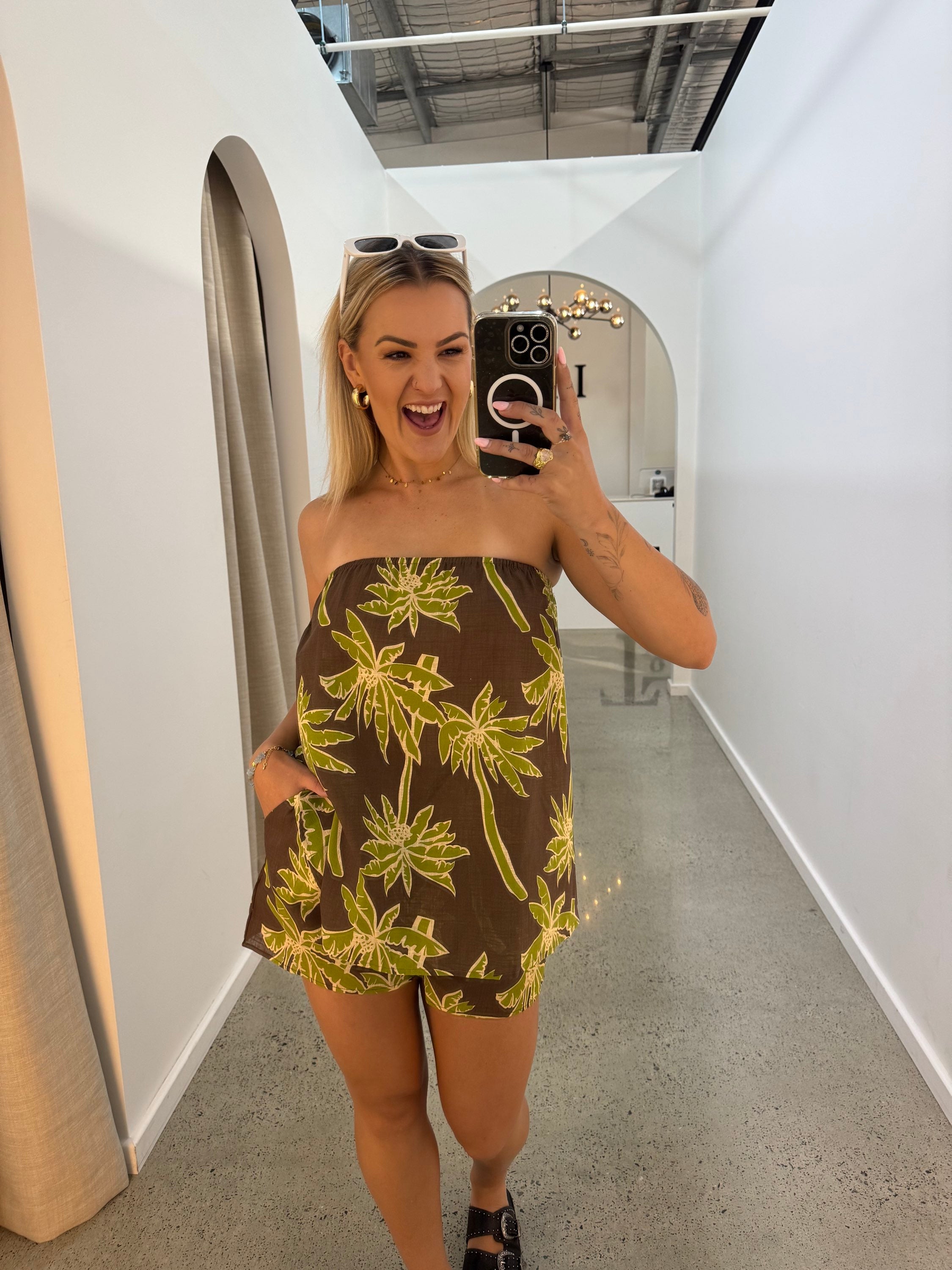 BY FRANKIE / CHOC - GREEN PALMA STRAPLESS TOP / 739-18