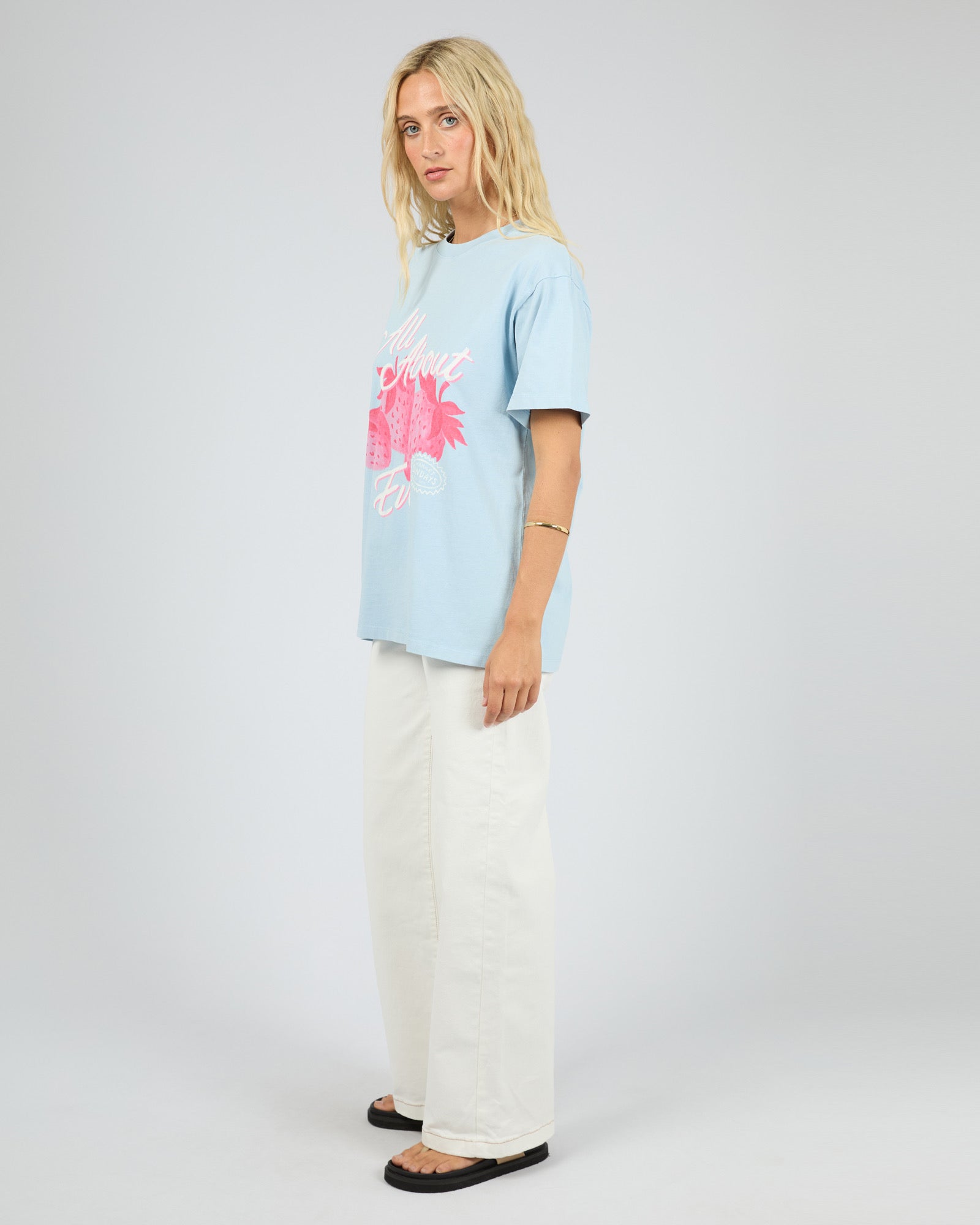 ALL ABOUT EVE / BERRY MARKET TEE / 6469008
