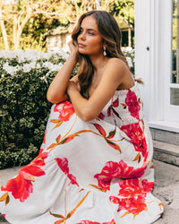 SCARLET ROSE MAXI DRESS 🌹
