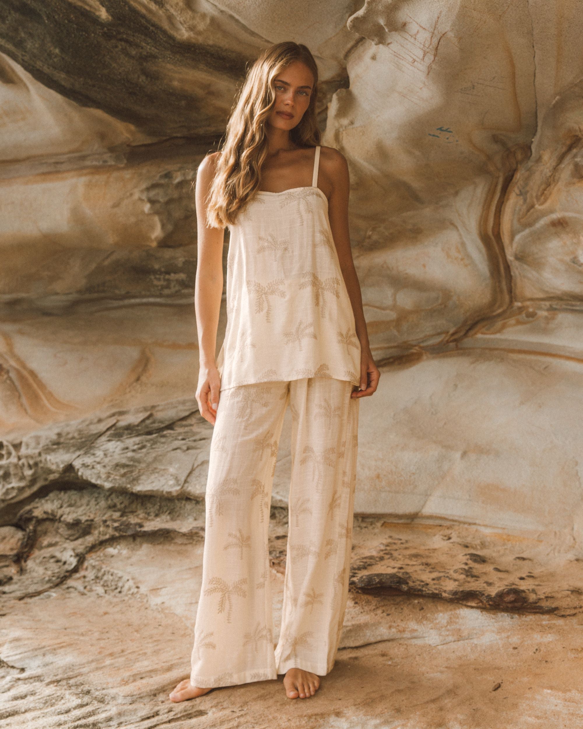 EBBY & I /  ARABELLA TOP / VV11761