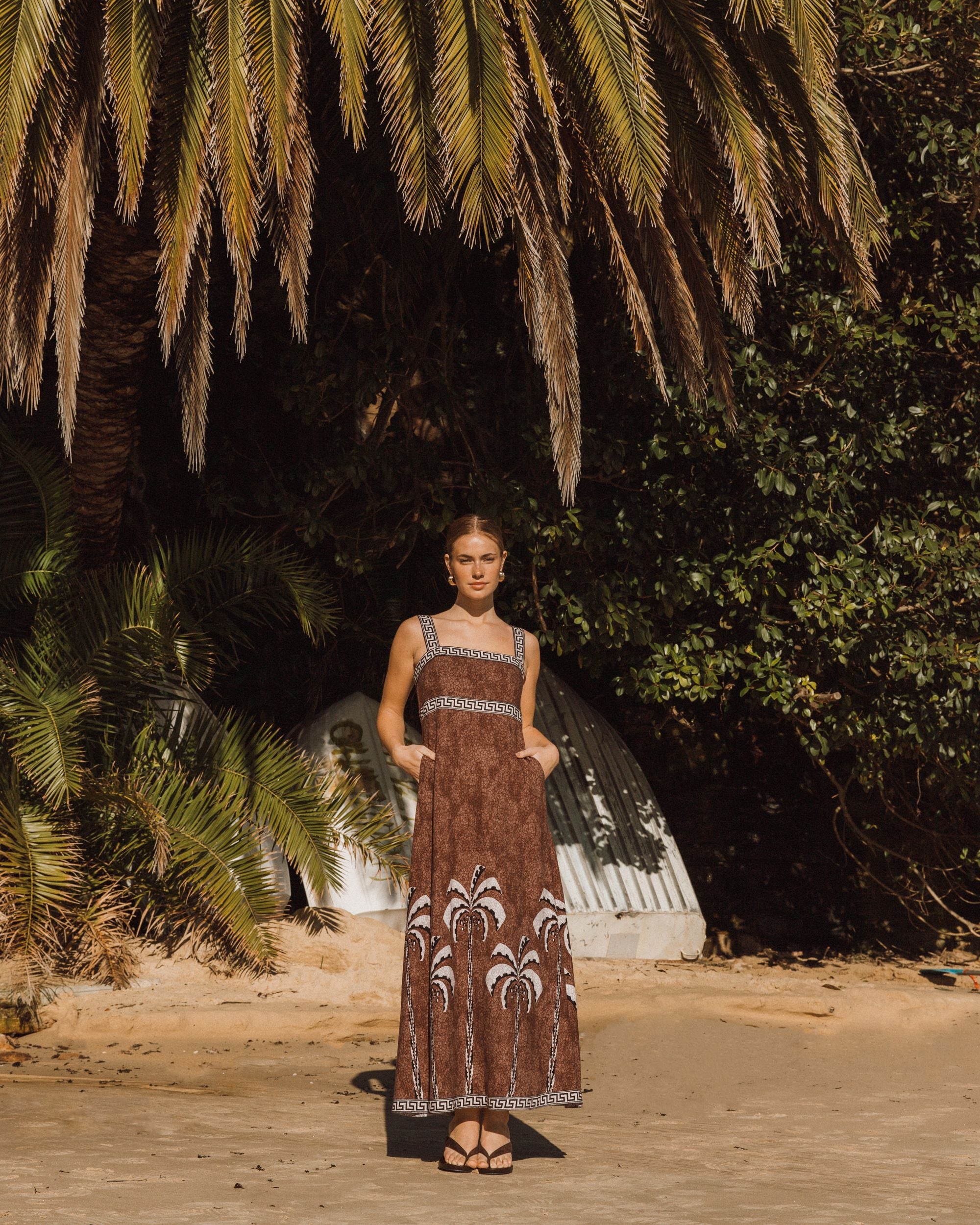WHITE CLOSET / TROPICAL MOSAIC MAXI DRESS / TFE10853