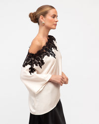 WHITE CLOSET / LIBERTY LACE SATIN TOP / WHITE / TF11809