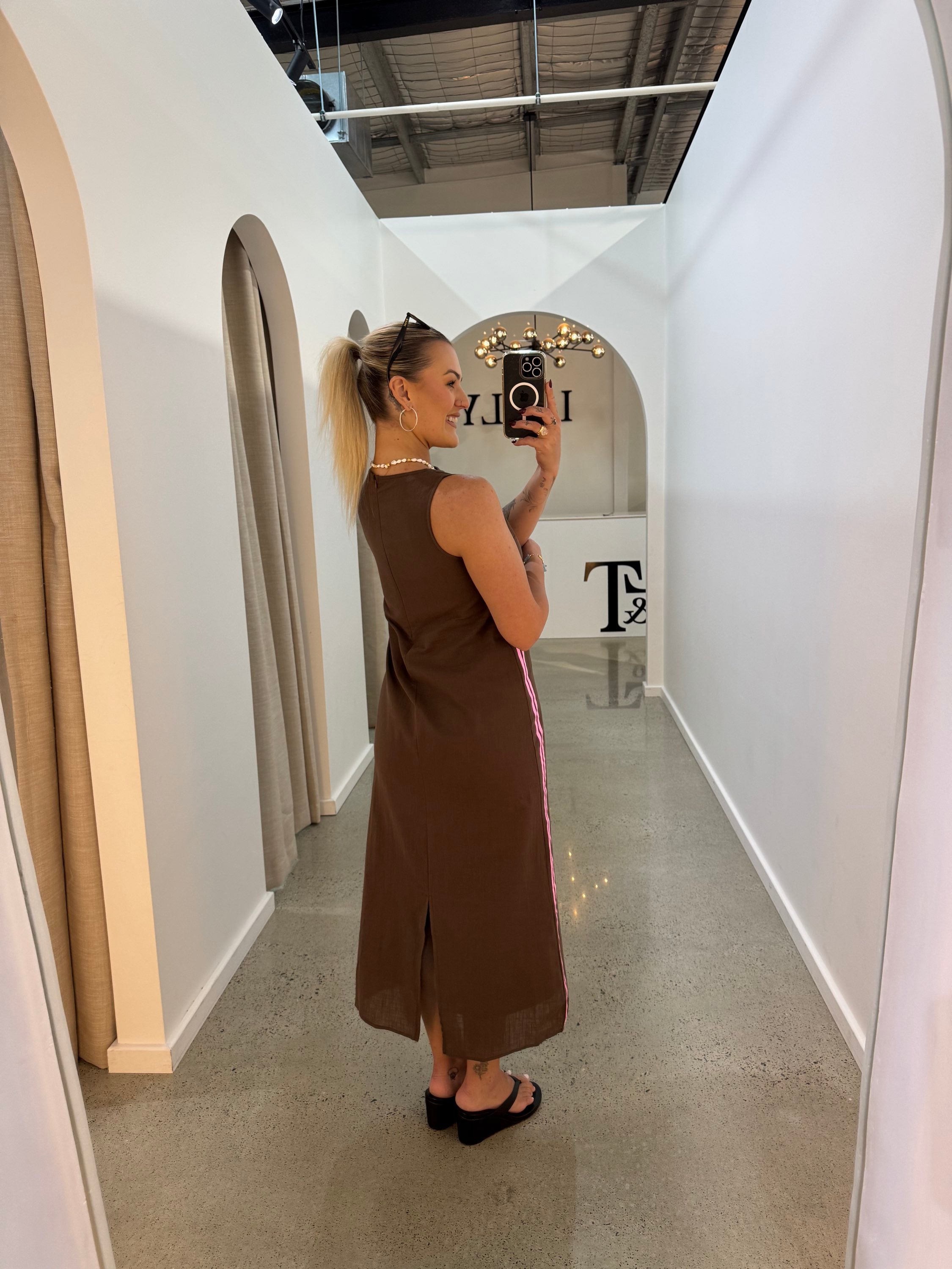 BY FRANKIE / CHOC SIDE PANEL MAXI DRESS / 875-1