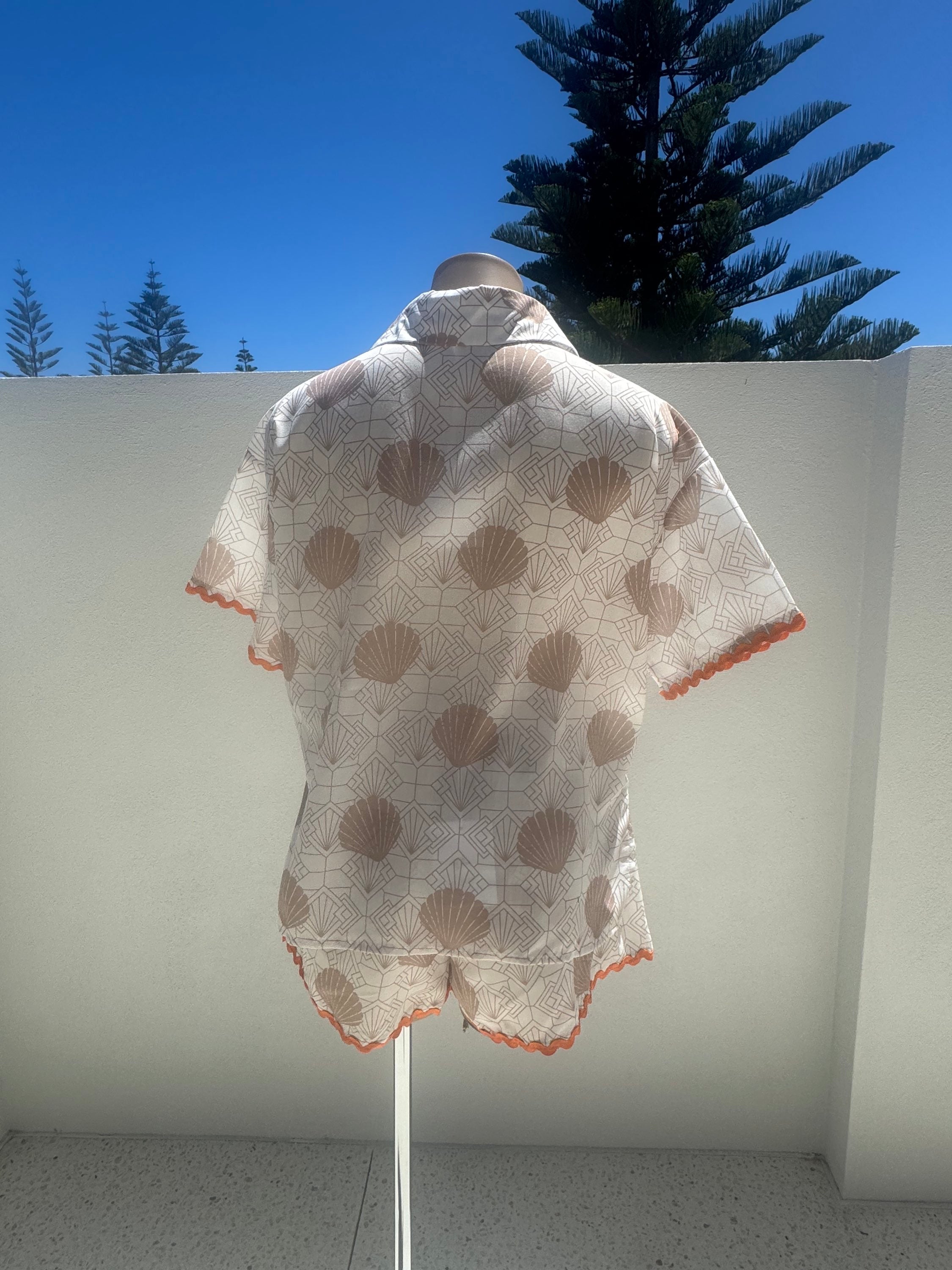 WHITE SANDSTORM / KAL SHORT