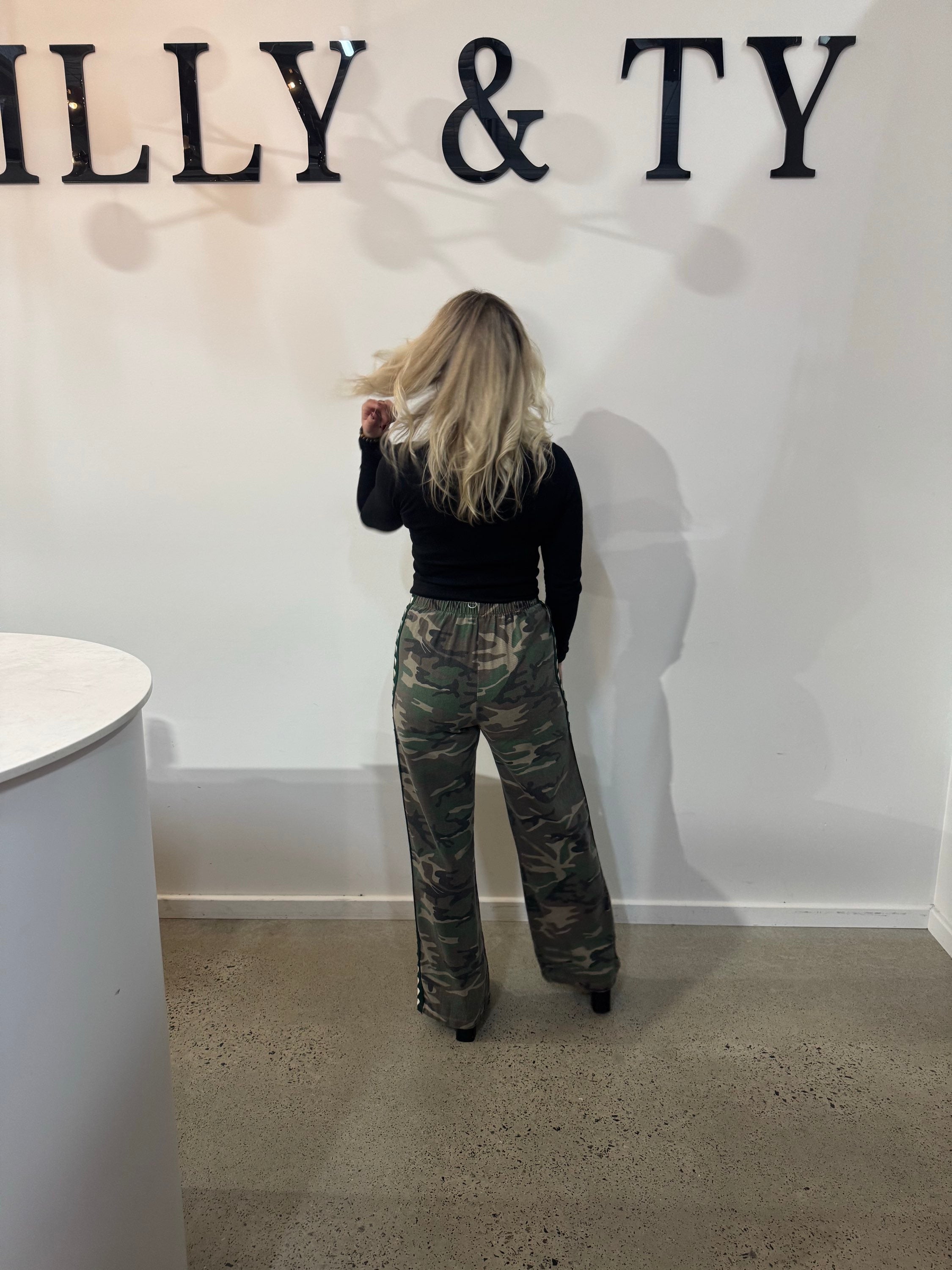 BY FRANKIE / CAMO PANTS WITH GREEN HEARTS / 526-36