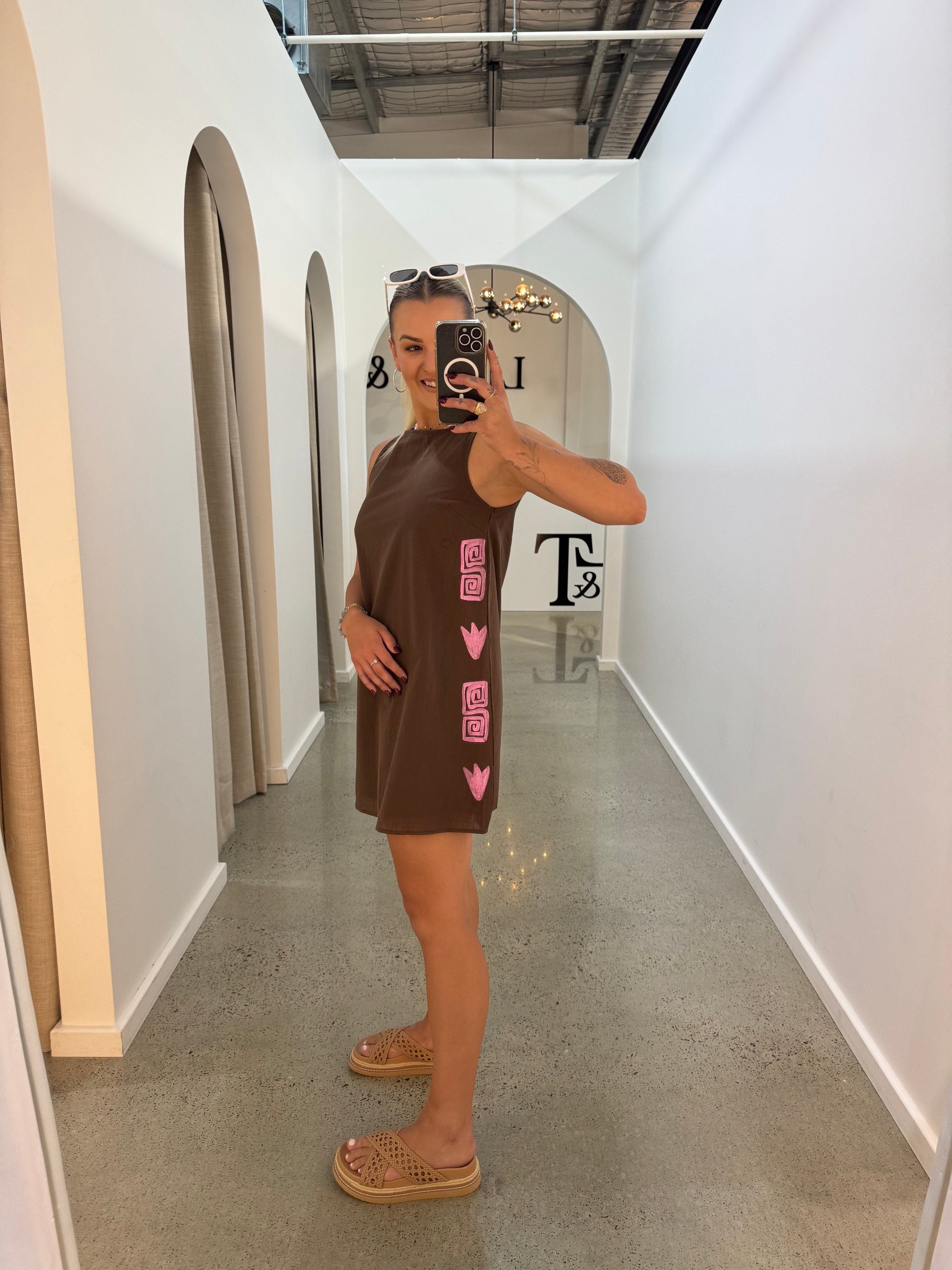 BY FRANKIE / CHOC SIDE PANEL SHIFT DRESS / 144-10