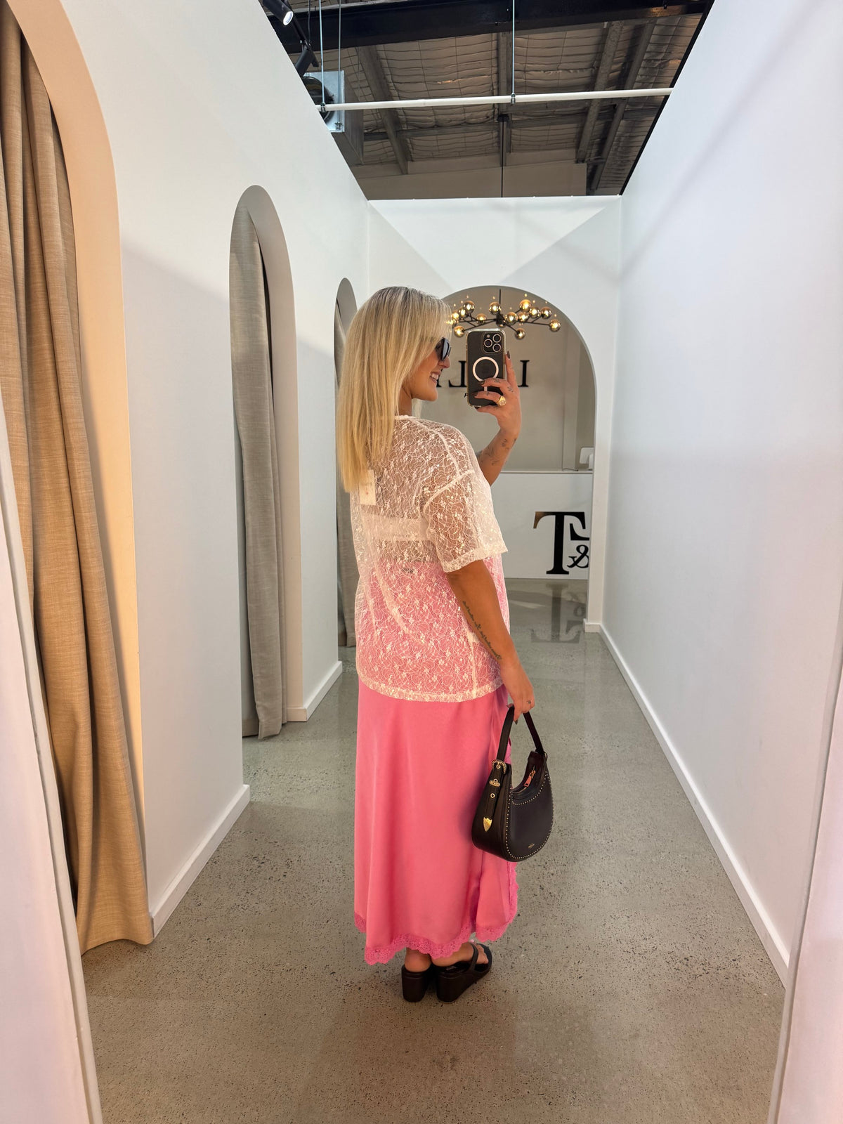 BY FRANKIE / WHITE LACED OVERSIZED SEQUIN TOP / 231-10