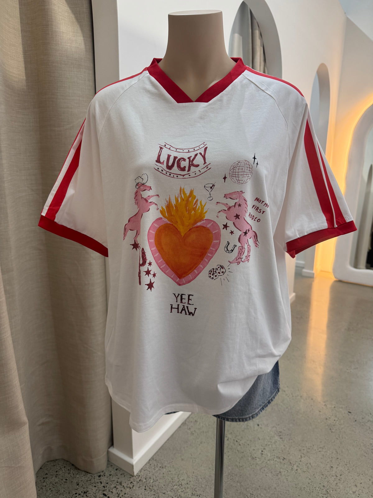 BY FRANKIE / LUCKY - NOT MY FIRST RODEO TEE / 751-61
