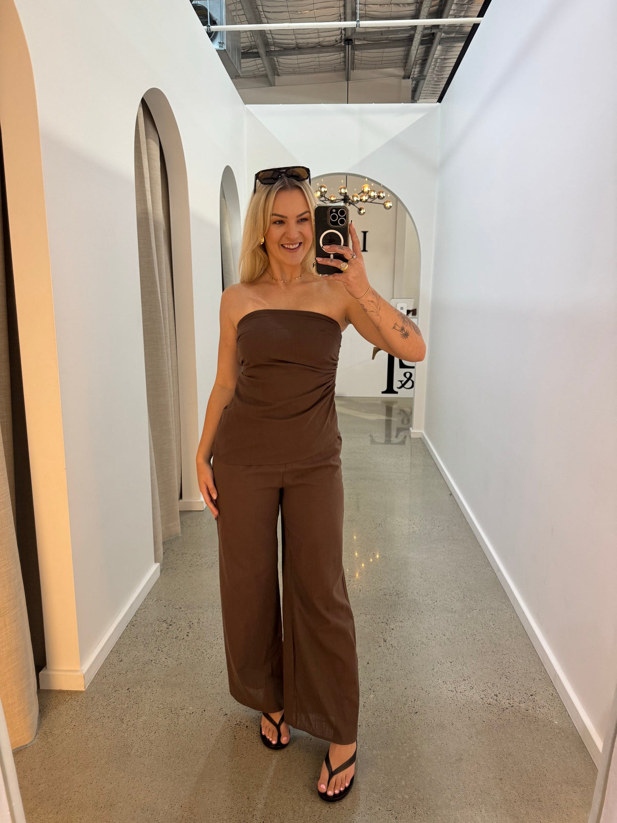 BY FRANKIE / CHOCOLATE STRAPLESS TOP / 543-2