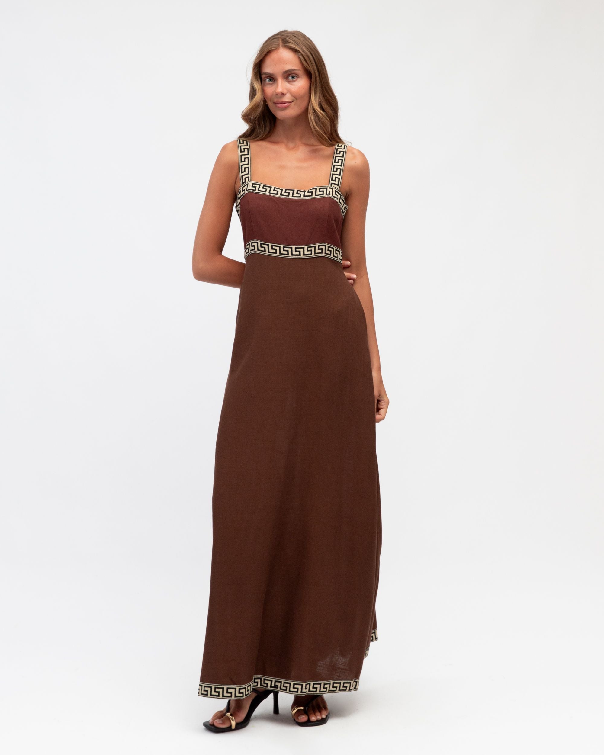 WHITE CLOSET / ATHENA MAXI DRESS / CHOCOLATE / TFE10853-2