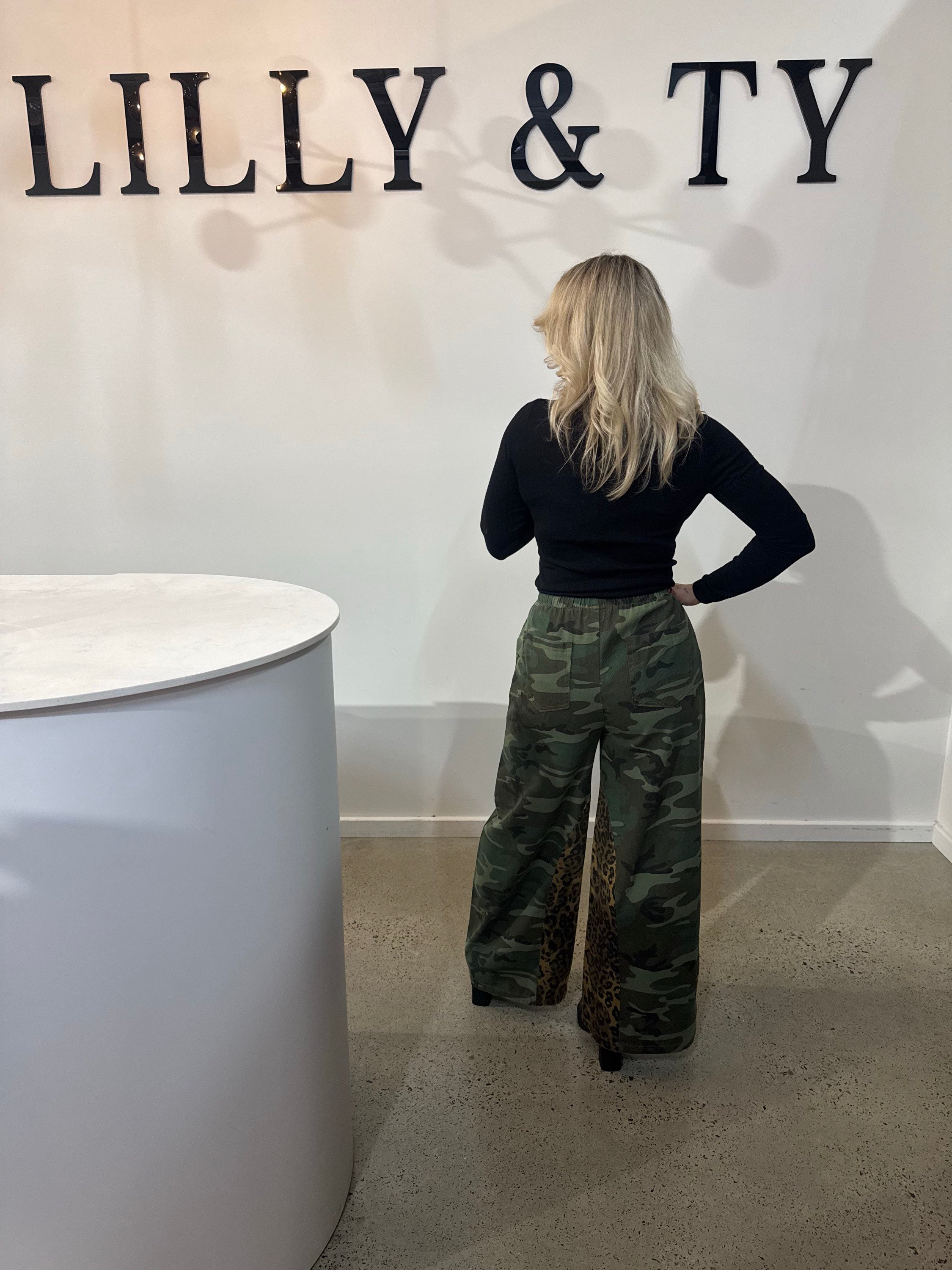 BY FRANKIE / CAMO WITH LEOPARD DETAIL PANTS / 794-1